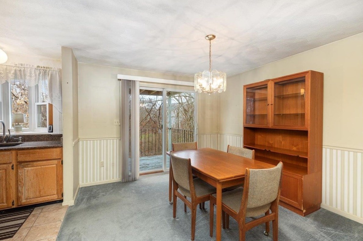 9 Jefferey Ln, Haverhill MA 01832-3154 exterior