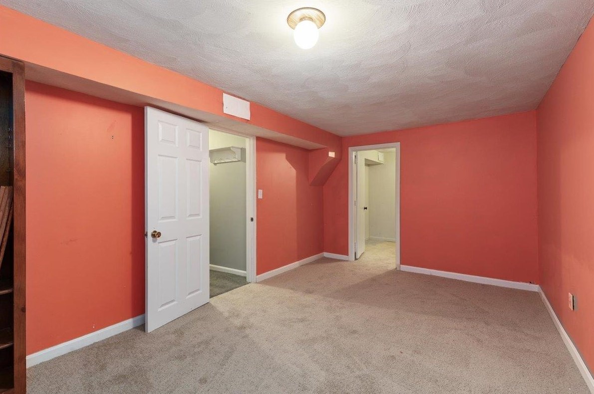 9 Jefferey Ln, Haverhill MA 01832-3154 exterior