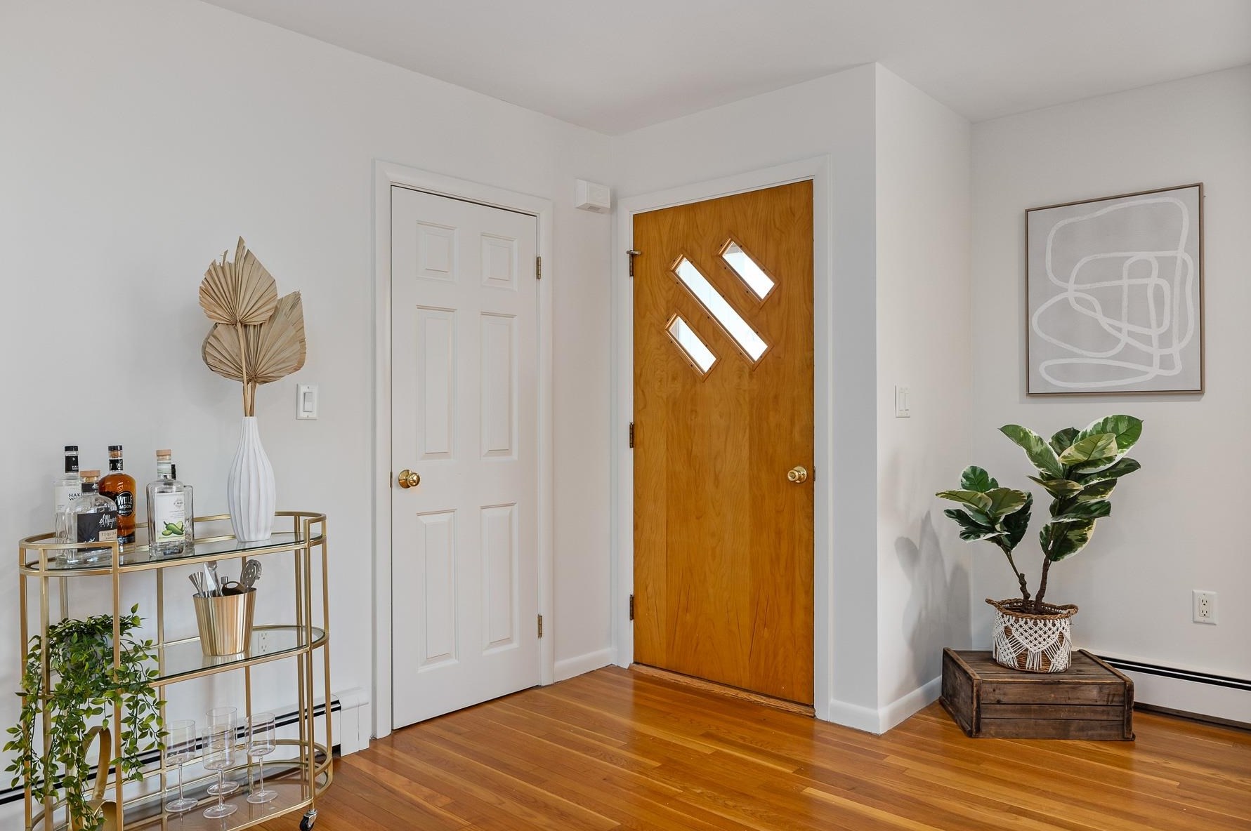 83 Sheffield Rd, Portsmouth, NH 03801