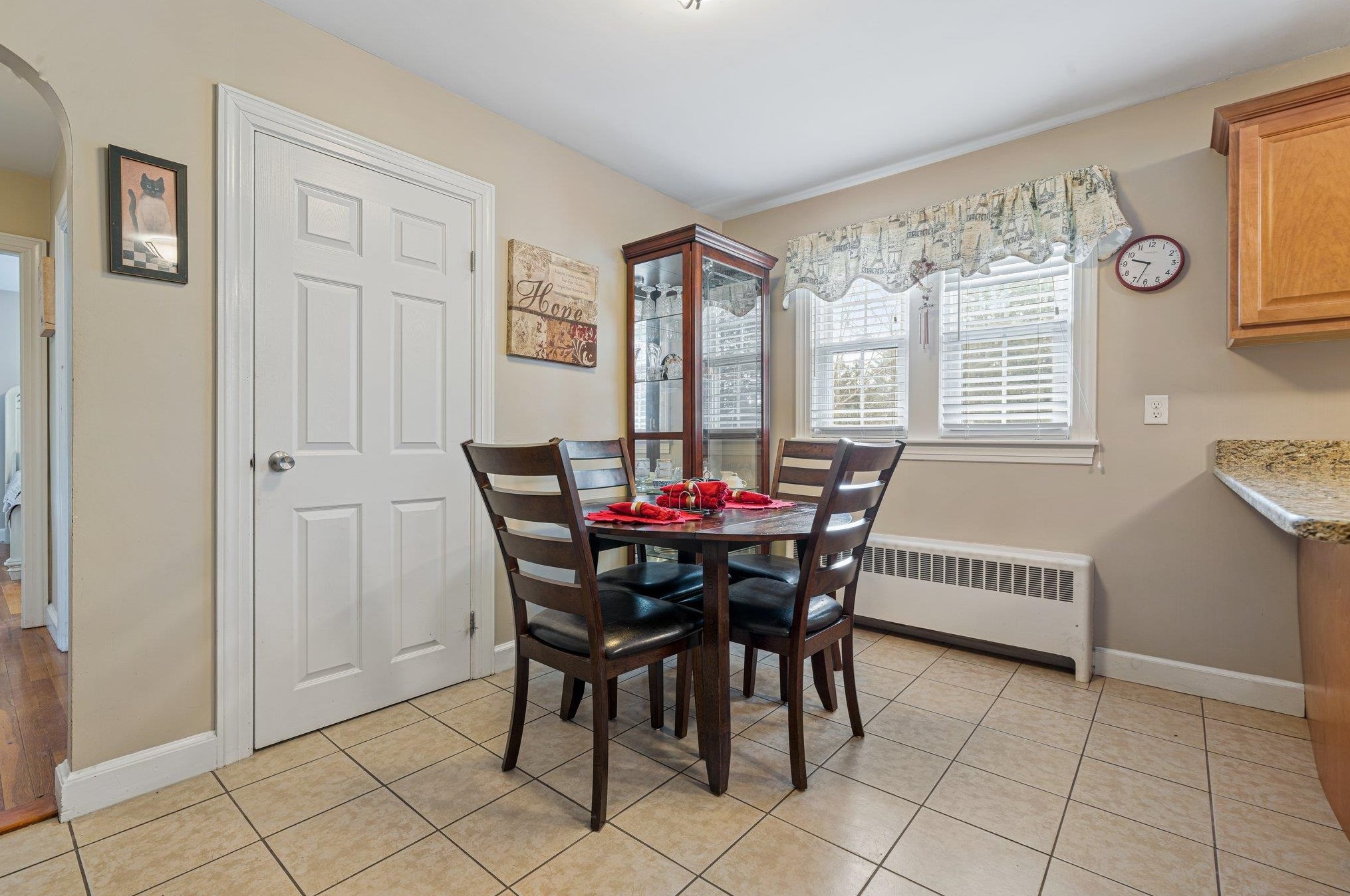 170 Goffstown Rd, Manchester NH 03102-2701 exterior