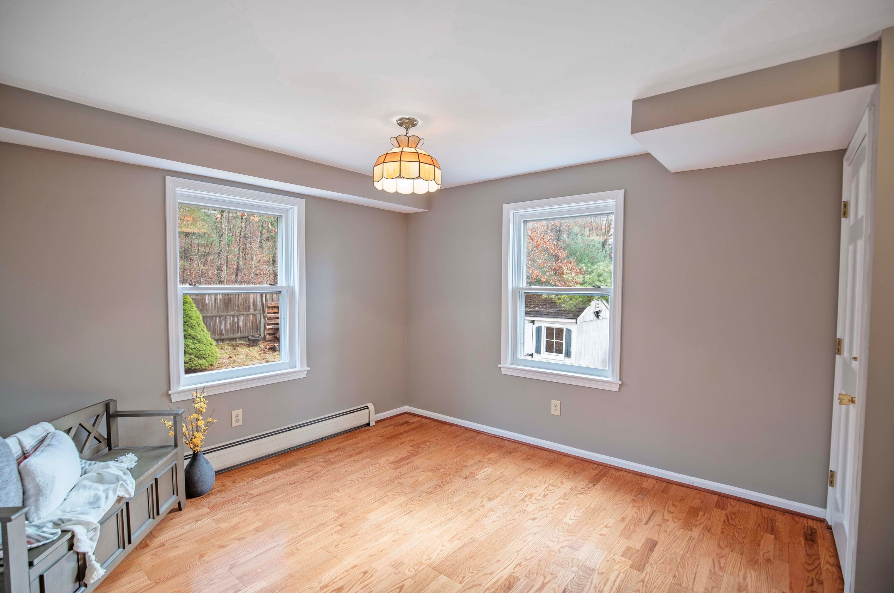17 Riverview Cir, Hudson NH  03052-2471 exterior
