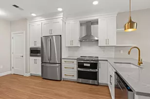 99 Foundry Pl, Portsmouth, NH 03801 - Photo 2