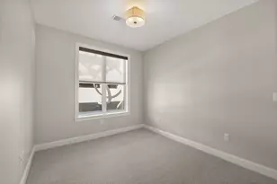 99 Foundry Pl, Portsmouth, NH 03801 - Photo 10