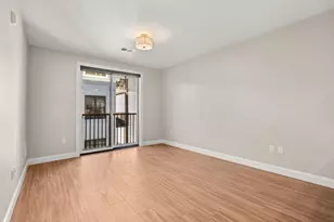 99 Foundry Pl, Portsmouth, NH 03801 - Photo 4