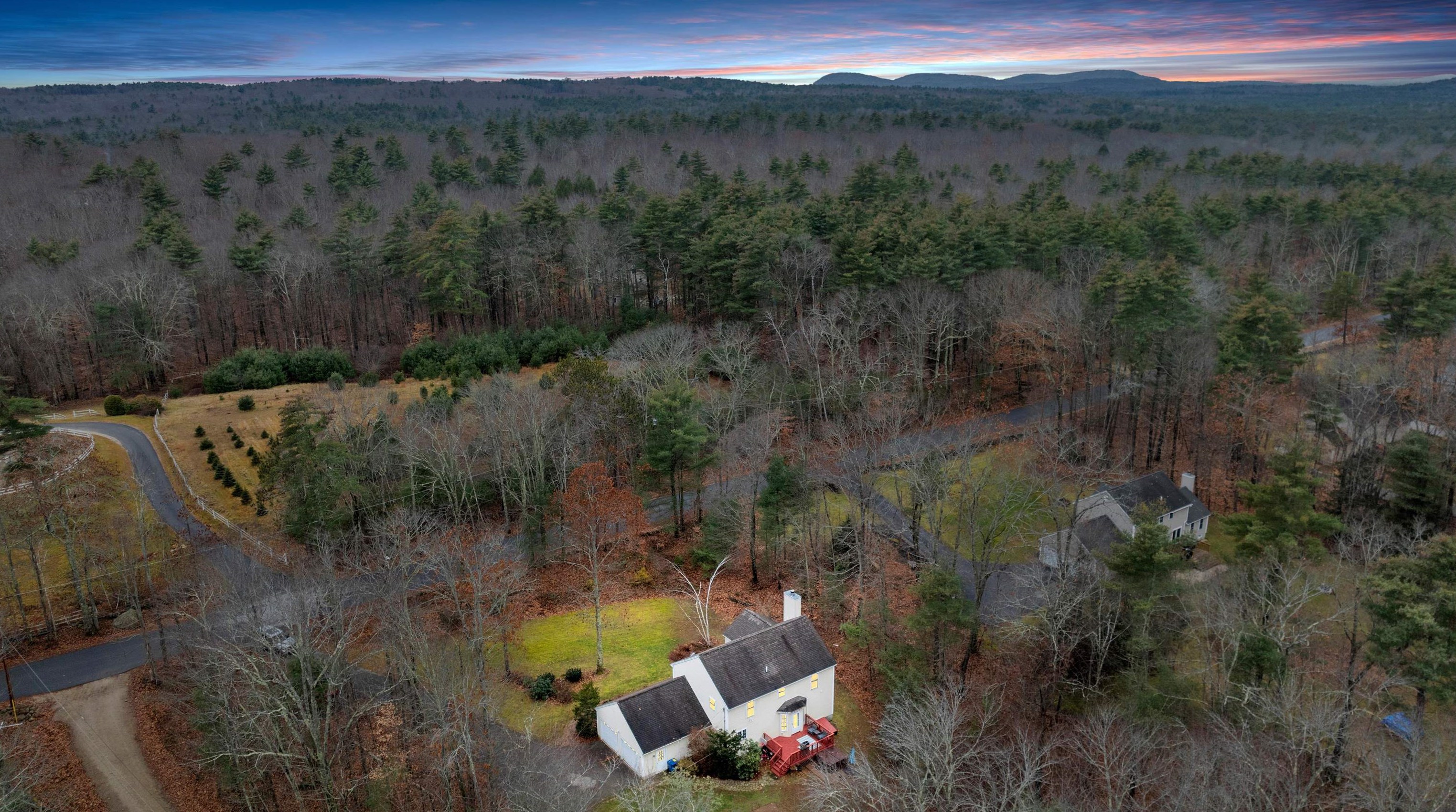 41 Summer St, Nottingham NH  03290-5213 exterior