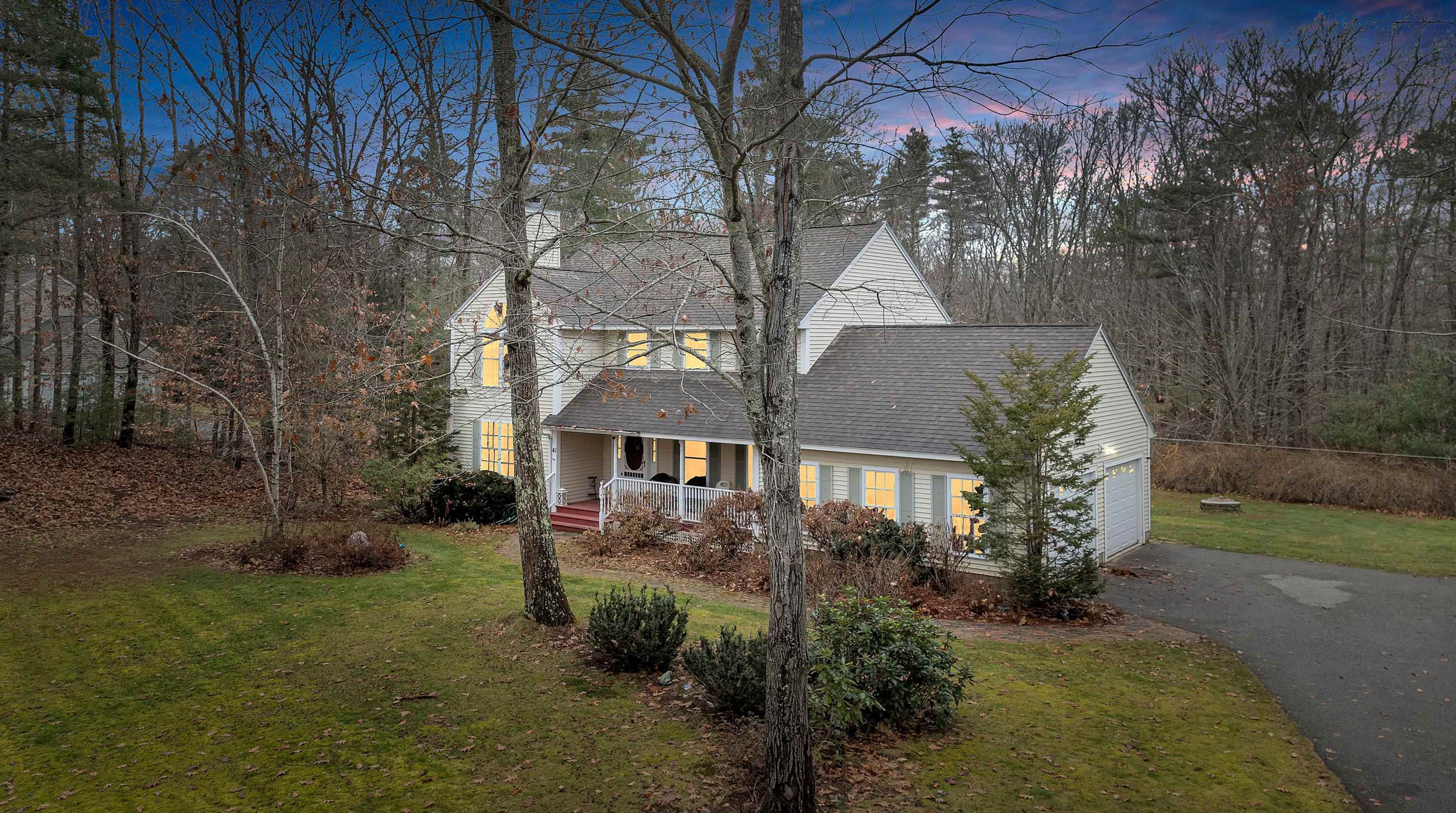 41 Summer St, Nottingham NH  03290-5213 exterior