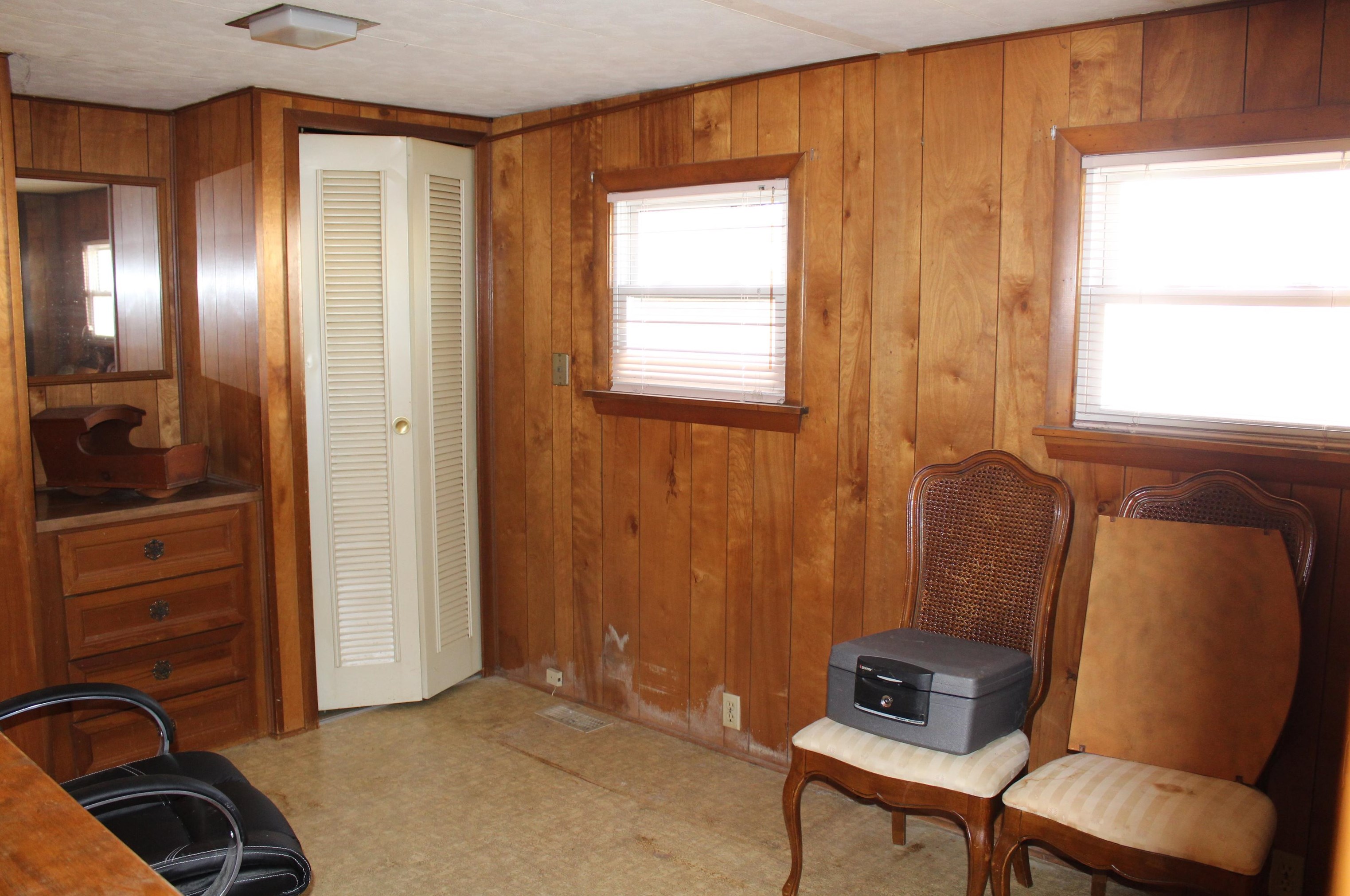 65 Marlette Ave, Manchester NH  03106-1708 exterior