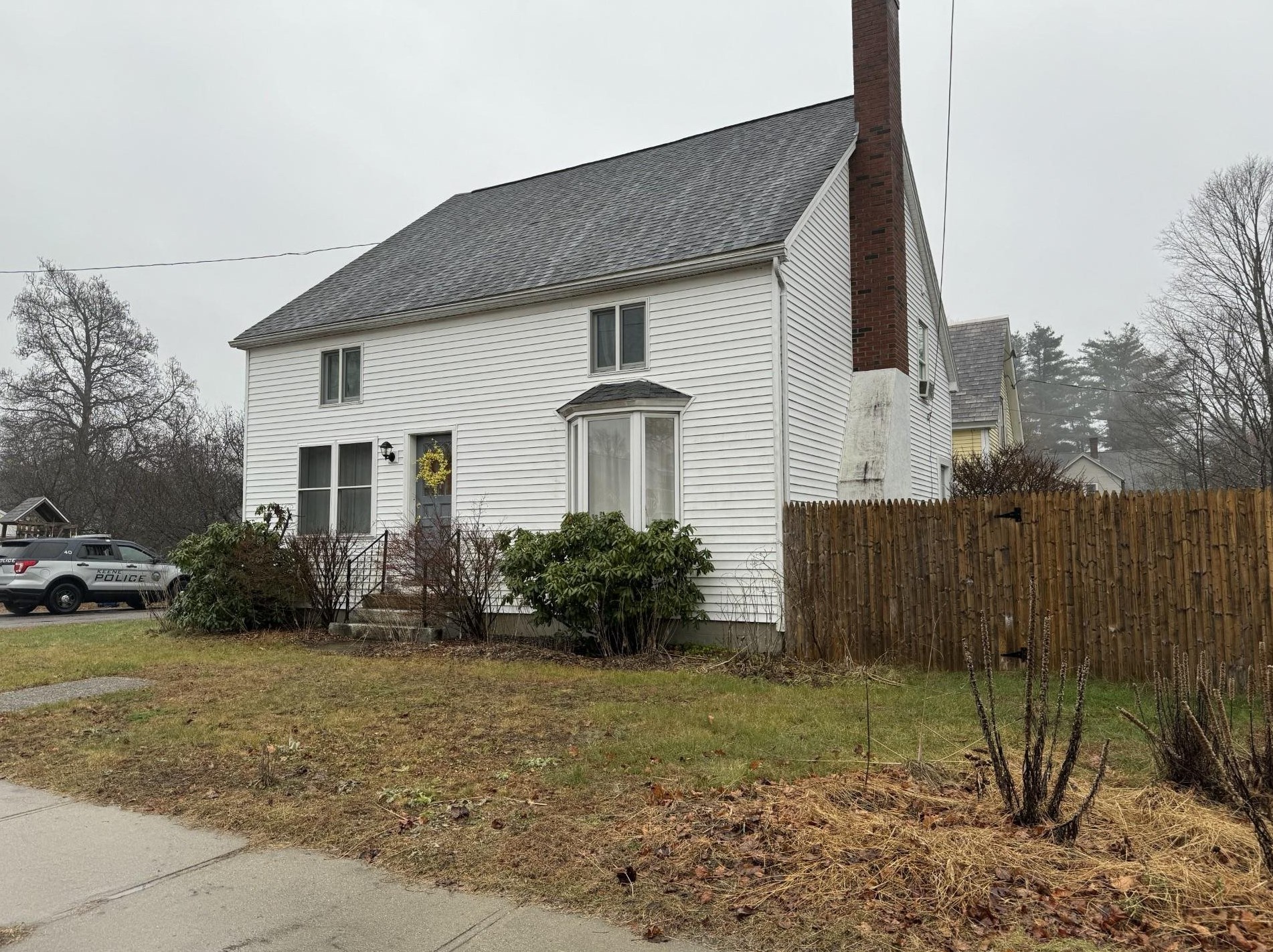 23 Pine Ave, Keene NH  03431-2310 exterior