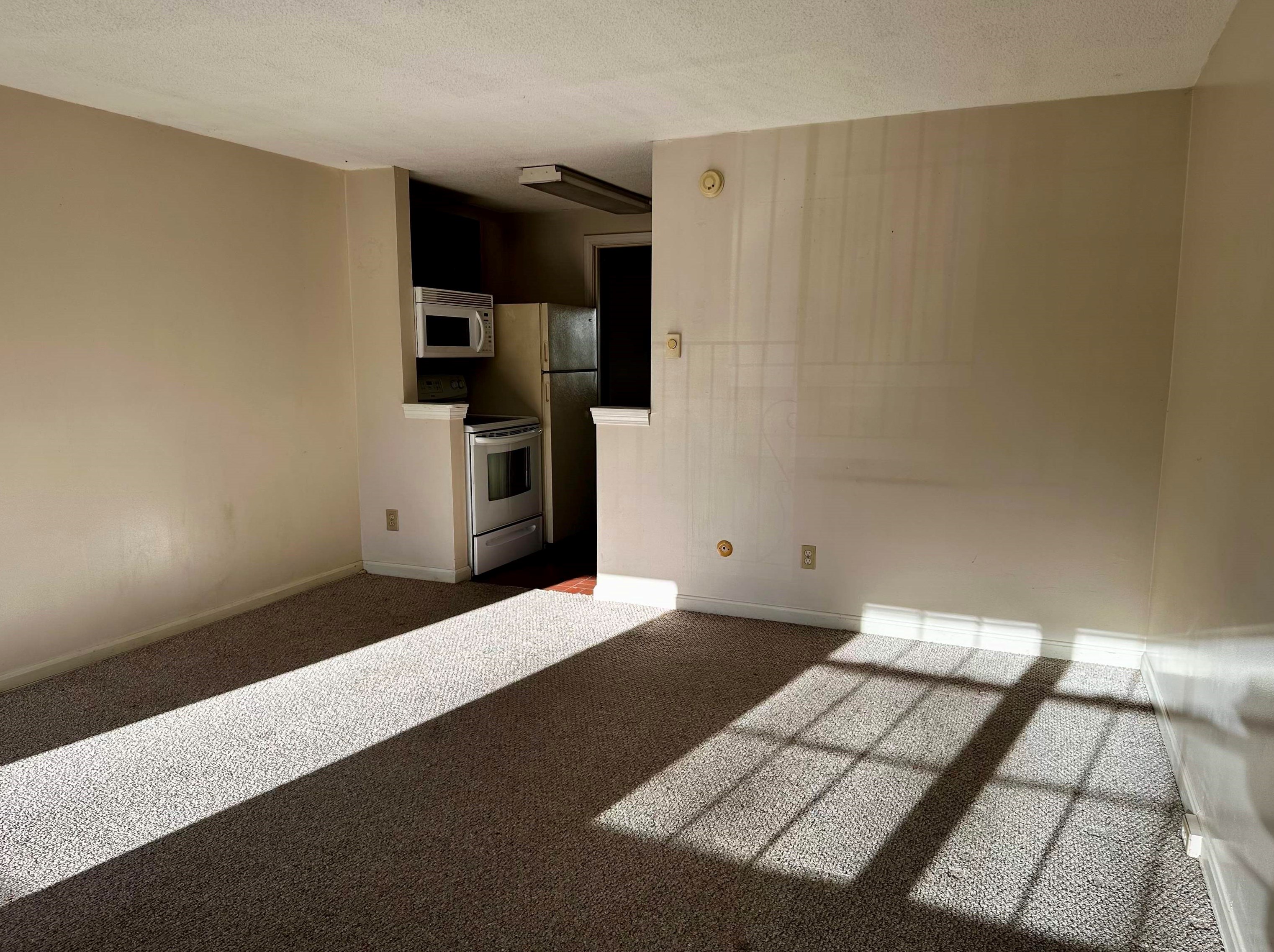 93 Henry Law Ave #24, Dover, NH 03820