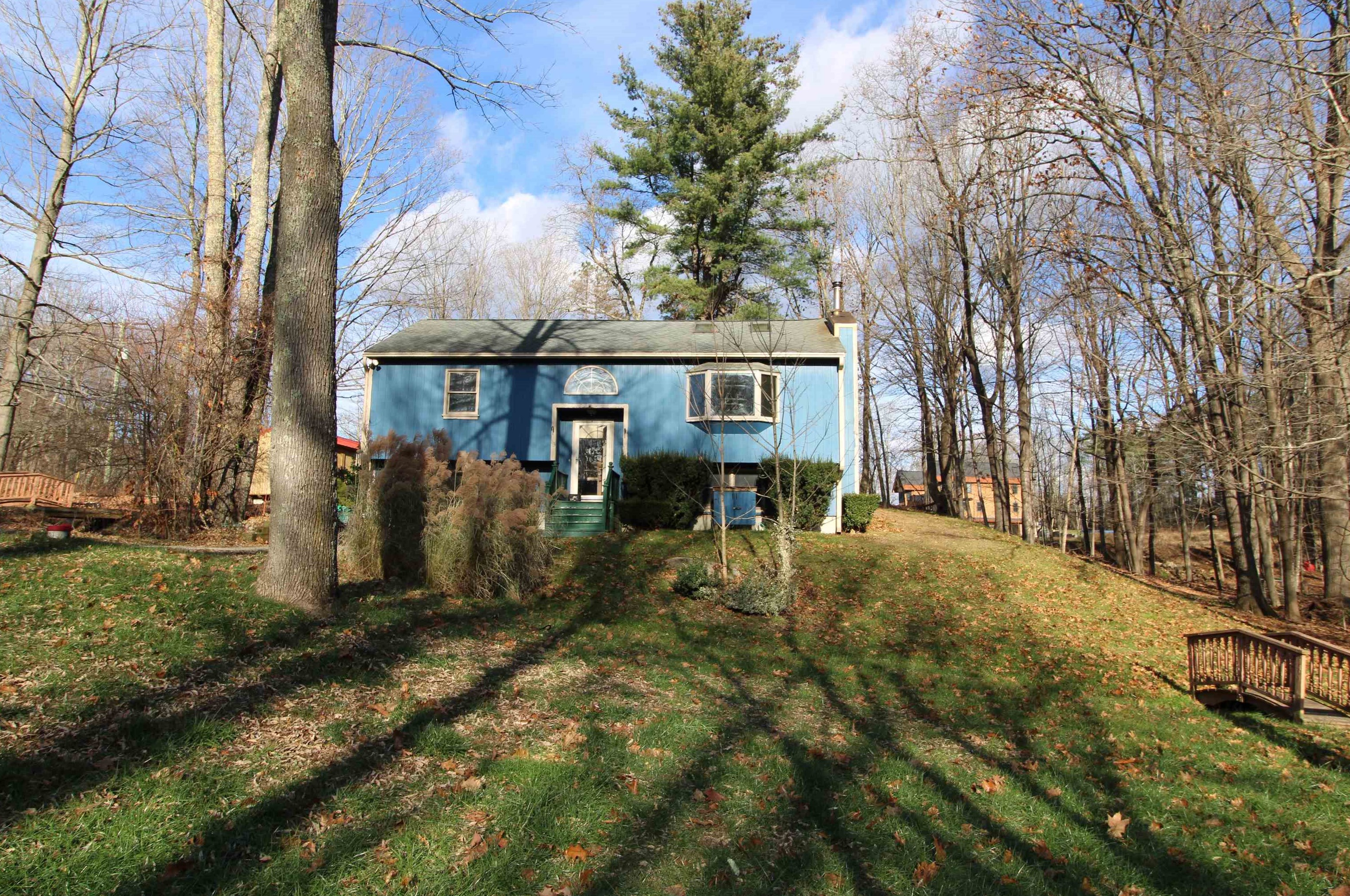 113 Chester Rd, Derry, NH 03038