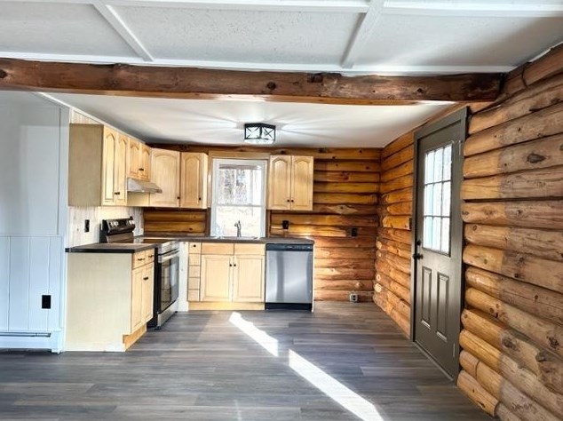 178 Mcmurphy Rd, Bridgewater NH 03222-6742 exterior