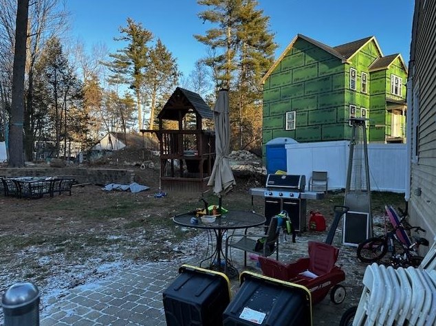 9 Aruda Rd, Sandown, NH 03873