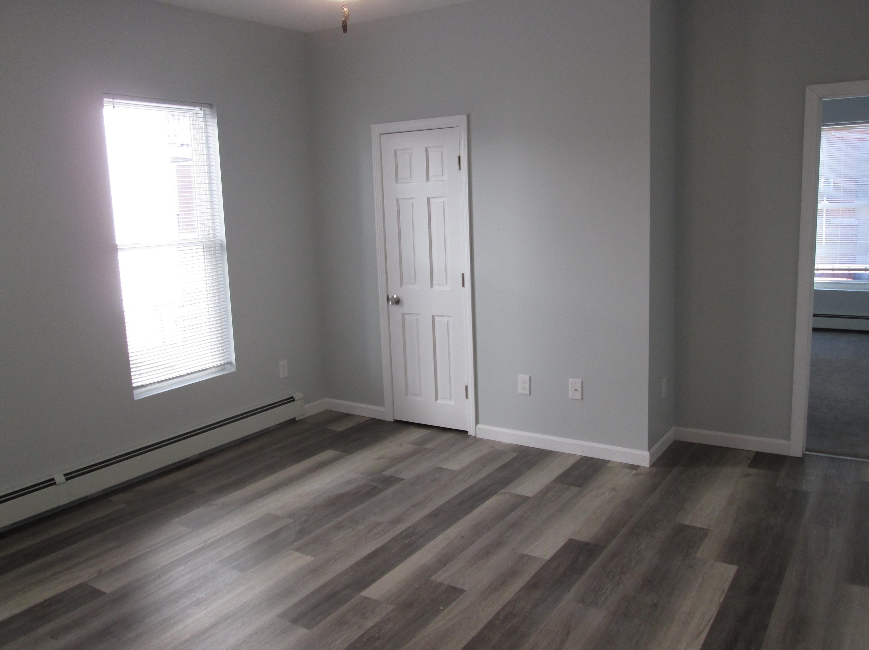 302 Cartier St, Manchester NH  03102-3701 exterior