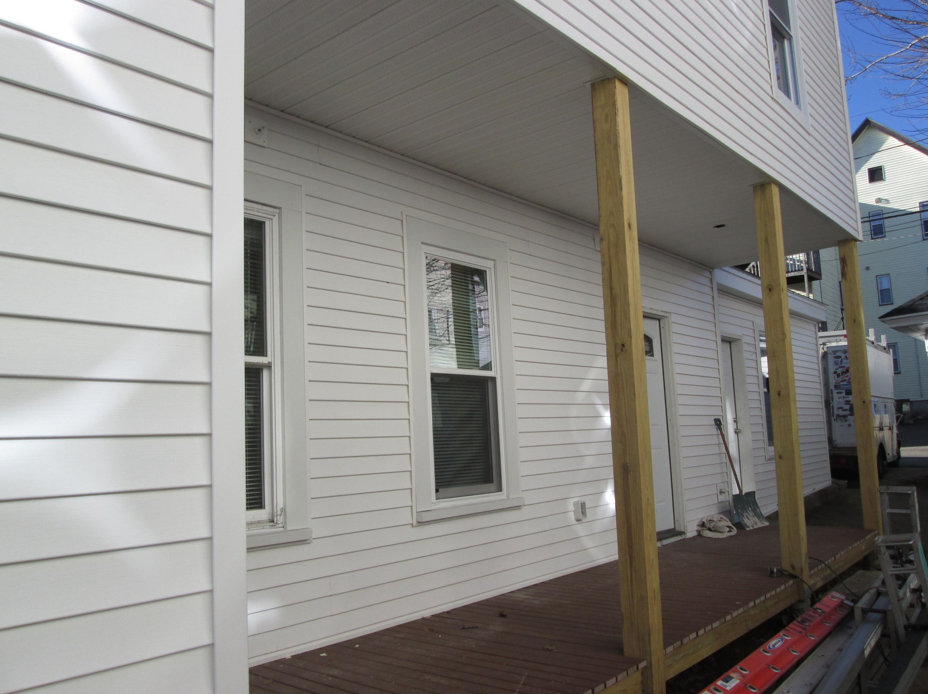 302 Cartier St, Manchester NH  03102-3701 exterior