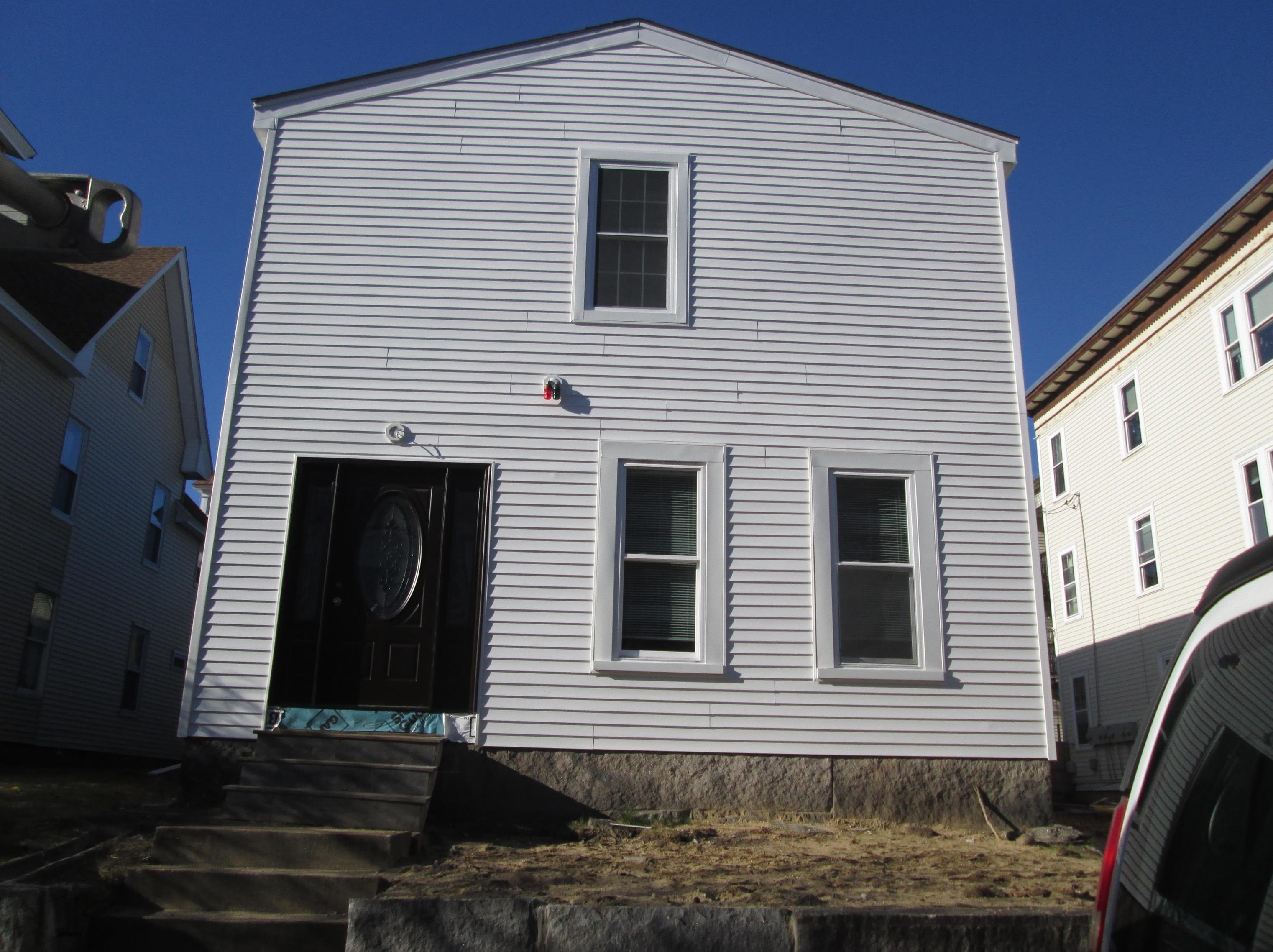 302 Cartier St, Manchester, NH 03102