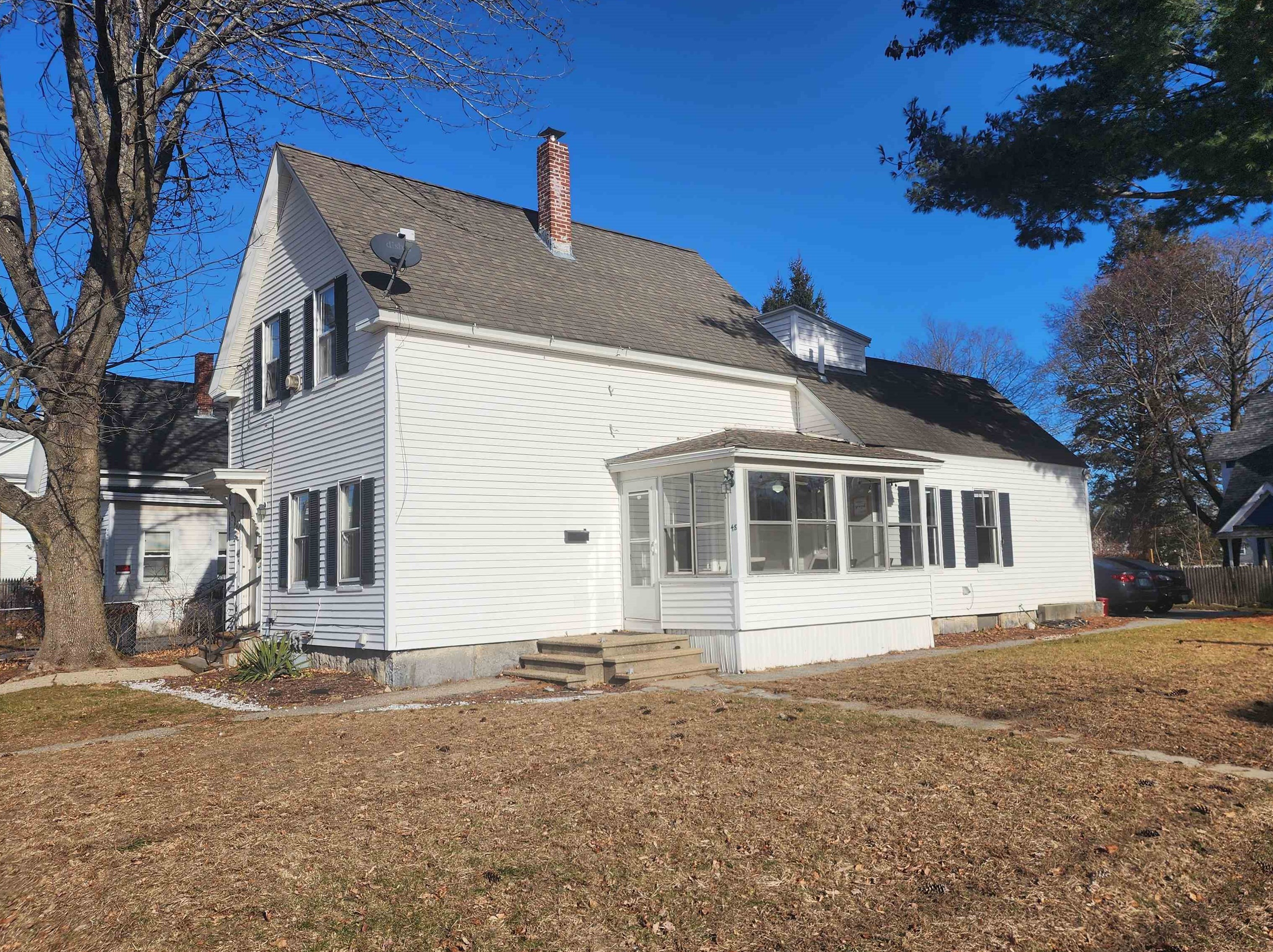 48 Harbor Ave, Nashua, NH 03060