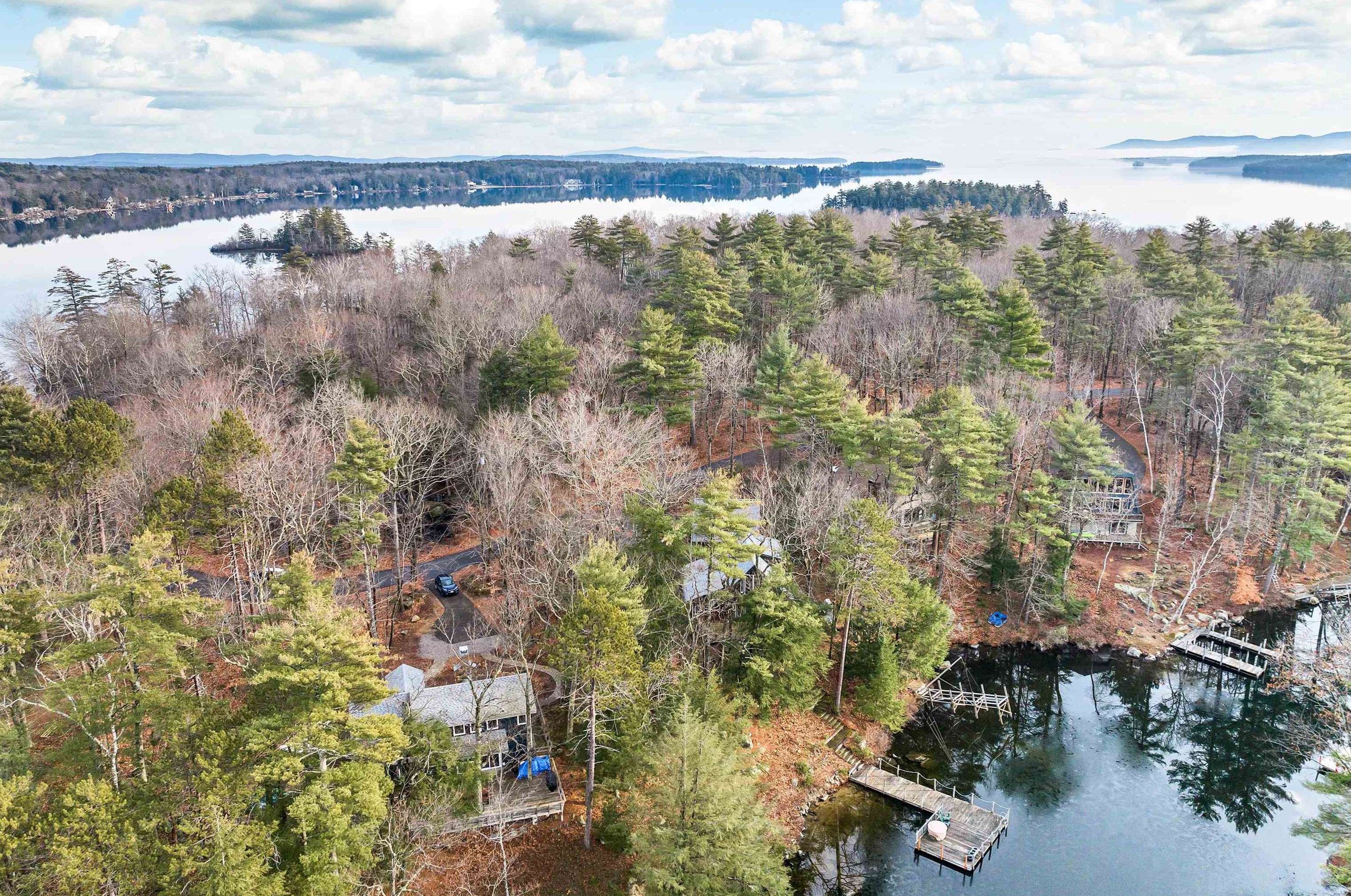 180 Black Cat Island Rd, Moultonborough NH  03254-4014 exterior