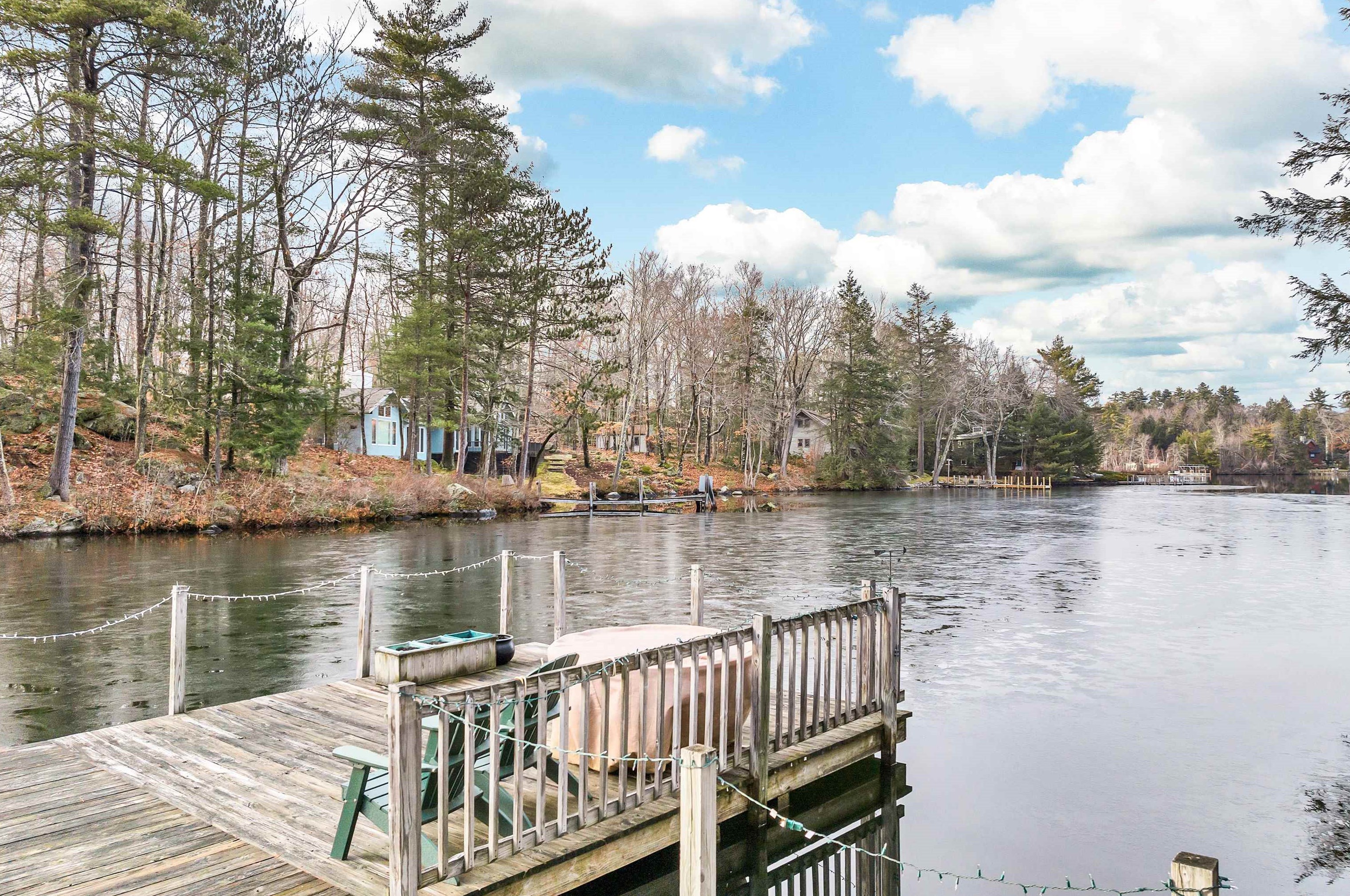 180 Black Cat Island Rd, Moultonborough NH  03254-4014 exterior