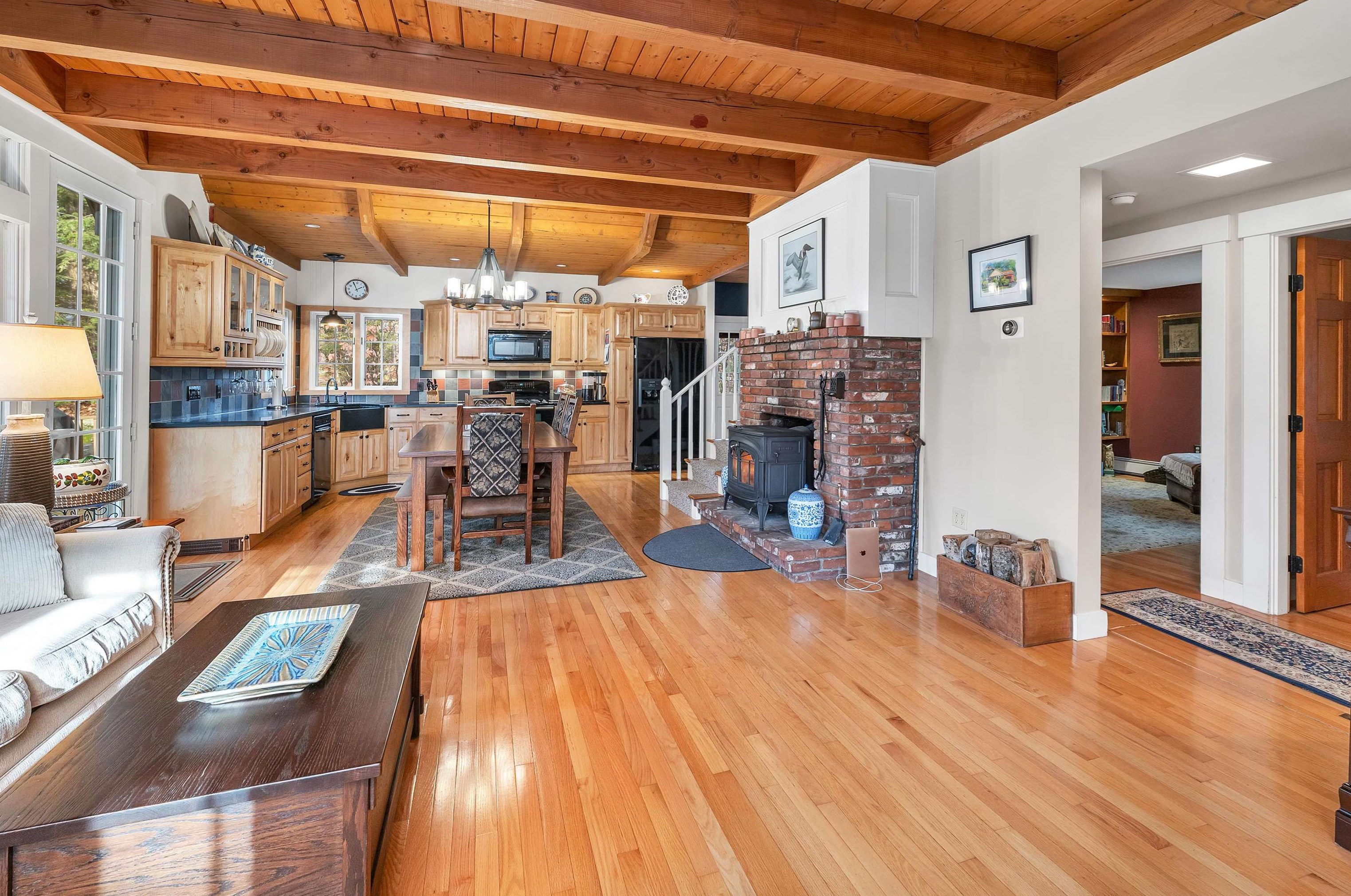 180 Black Cat Island Rd, Moultonborough NH  03254-4014 exterior