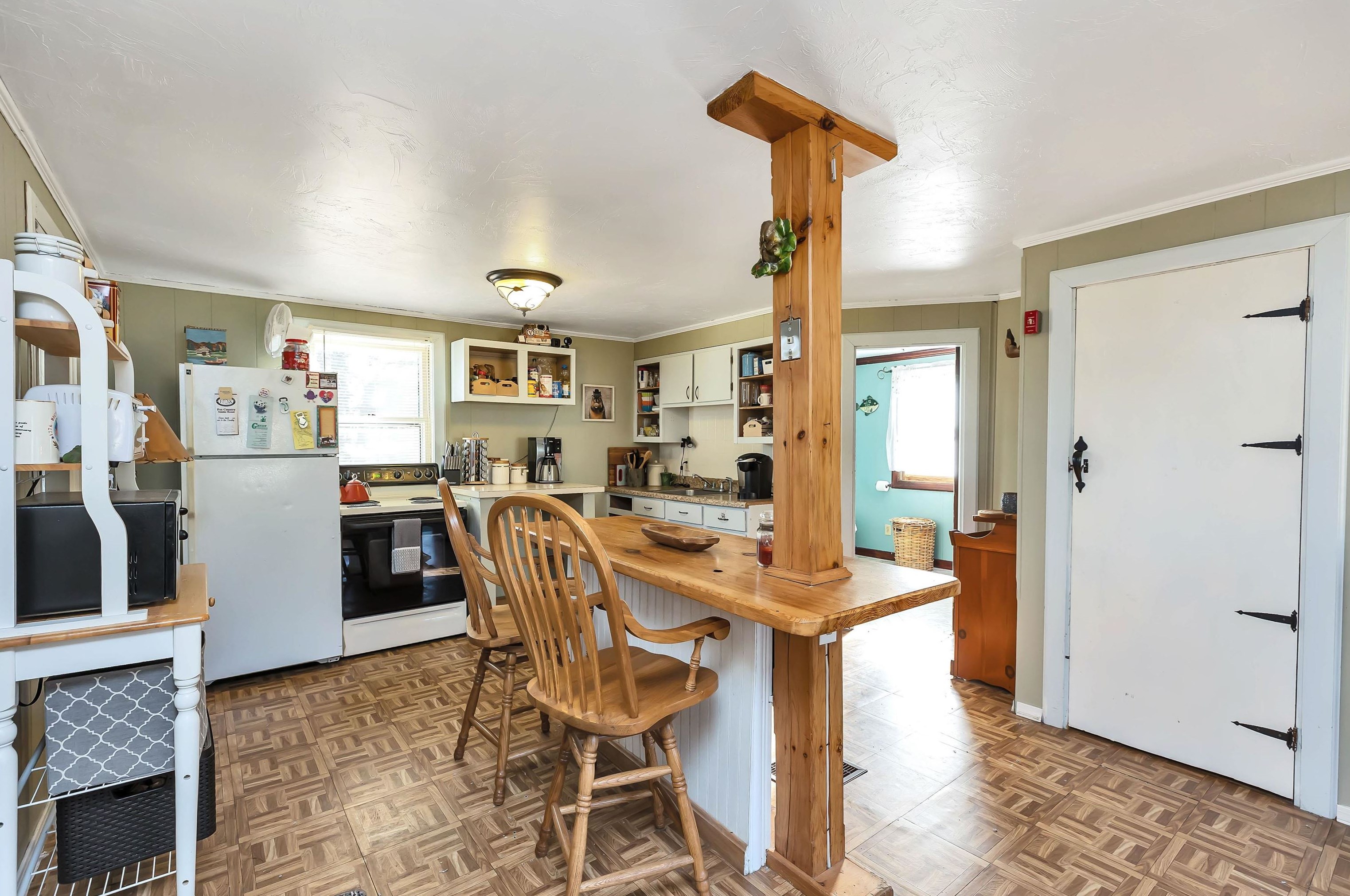 18 Brackett Ln, Tilton, NH 03276