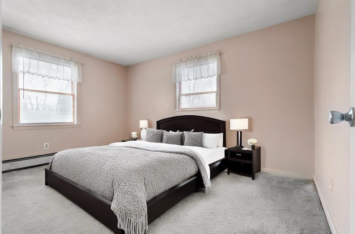 29 Carol Ave, Salem NH  03079-4452 exterior