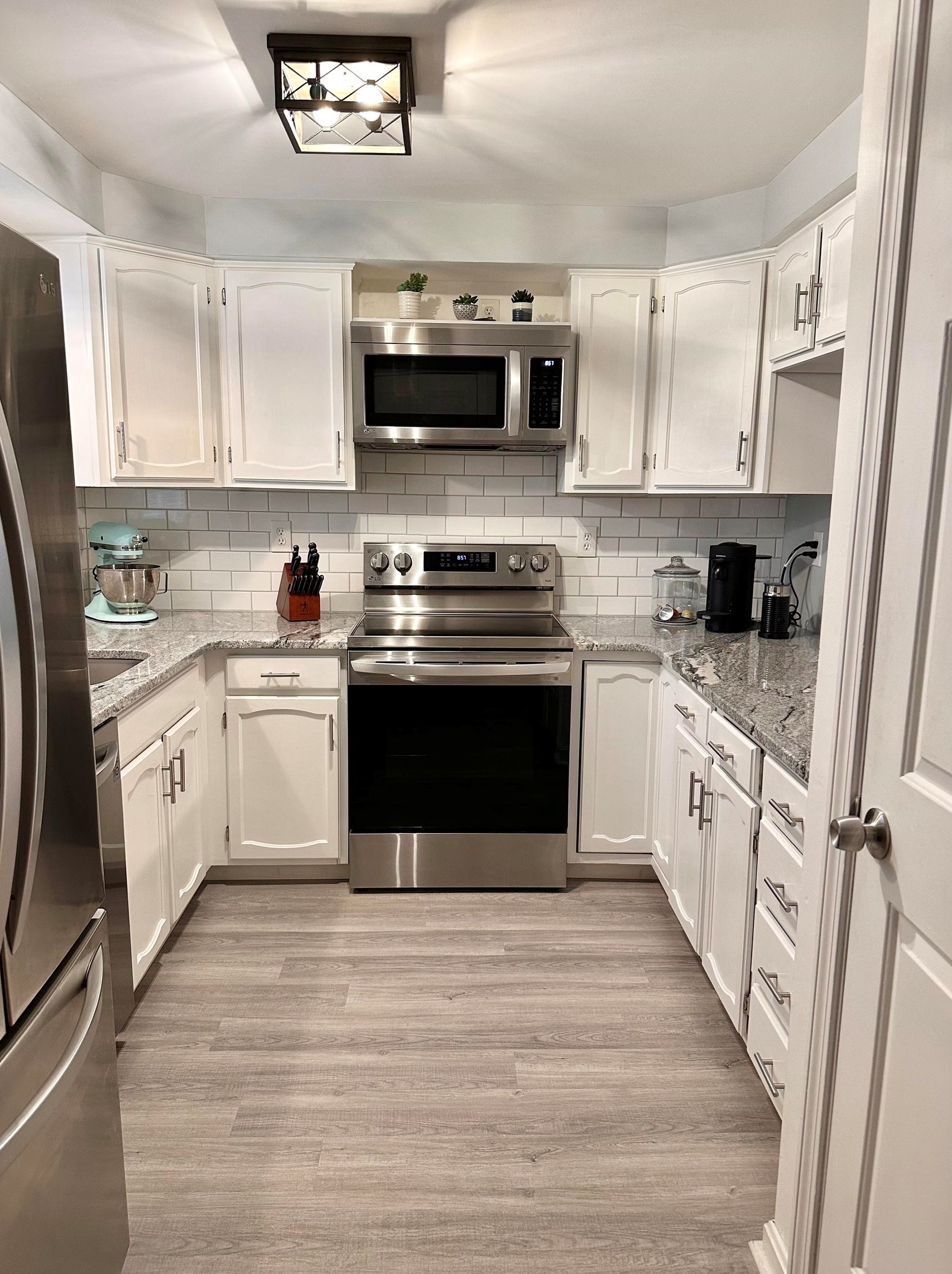9 Donovan Ct, Merrimack NH  03054-6218 exterior