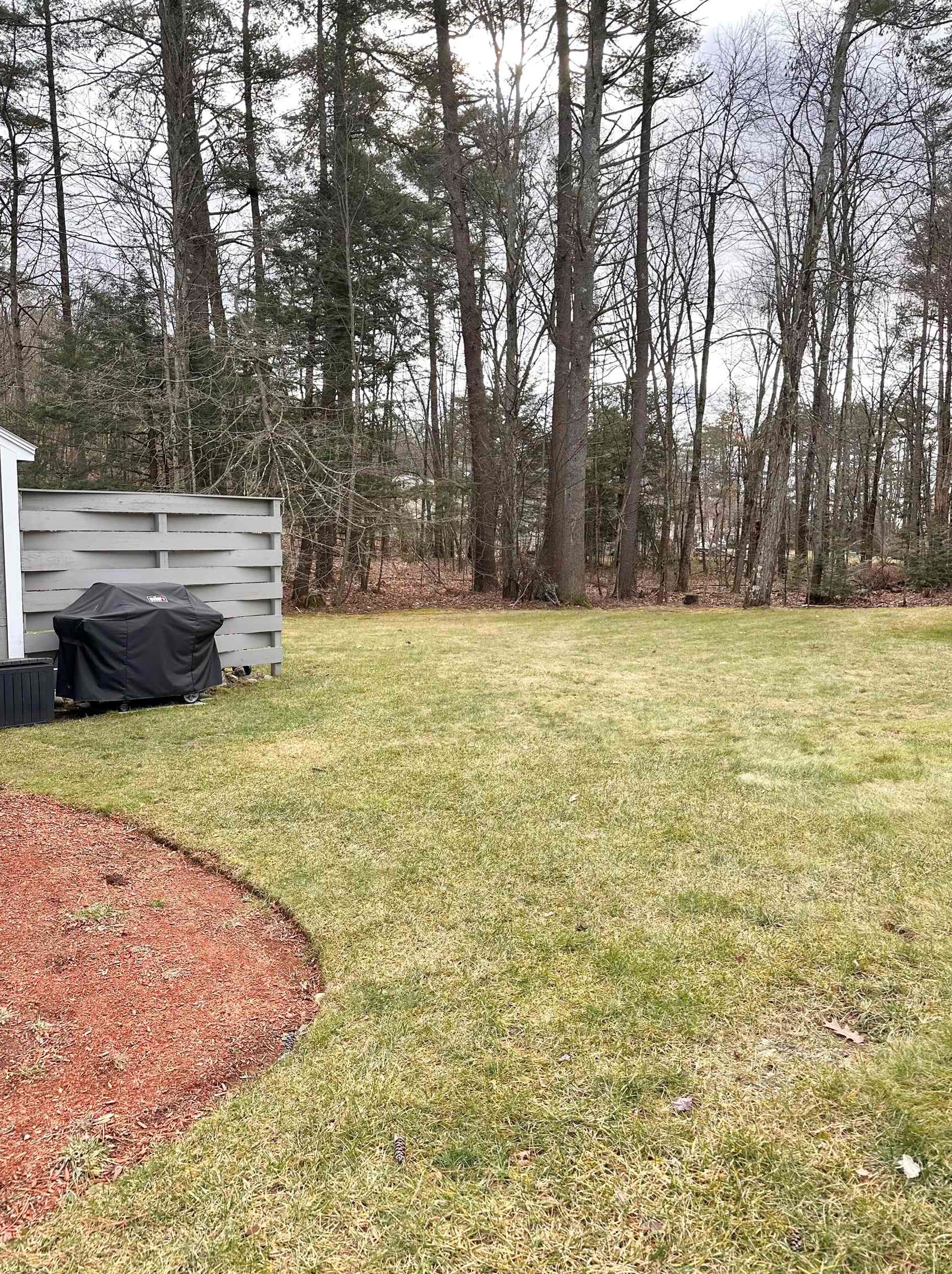 9 Donovan Ct, Merrimack NH  03054-6218 exterior