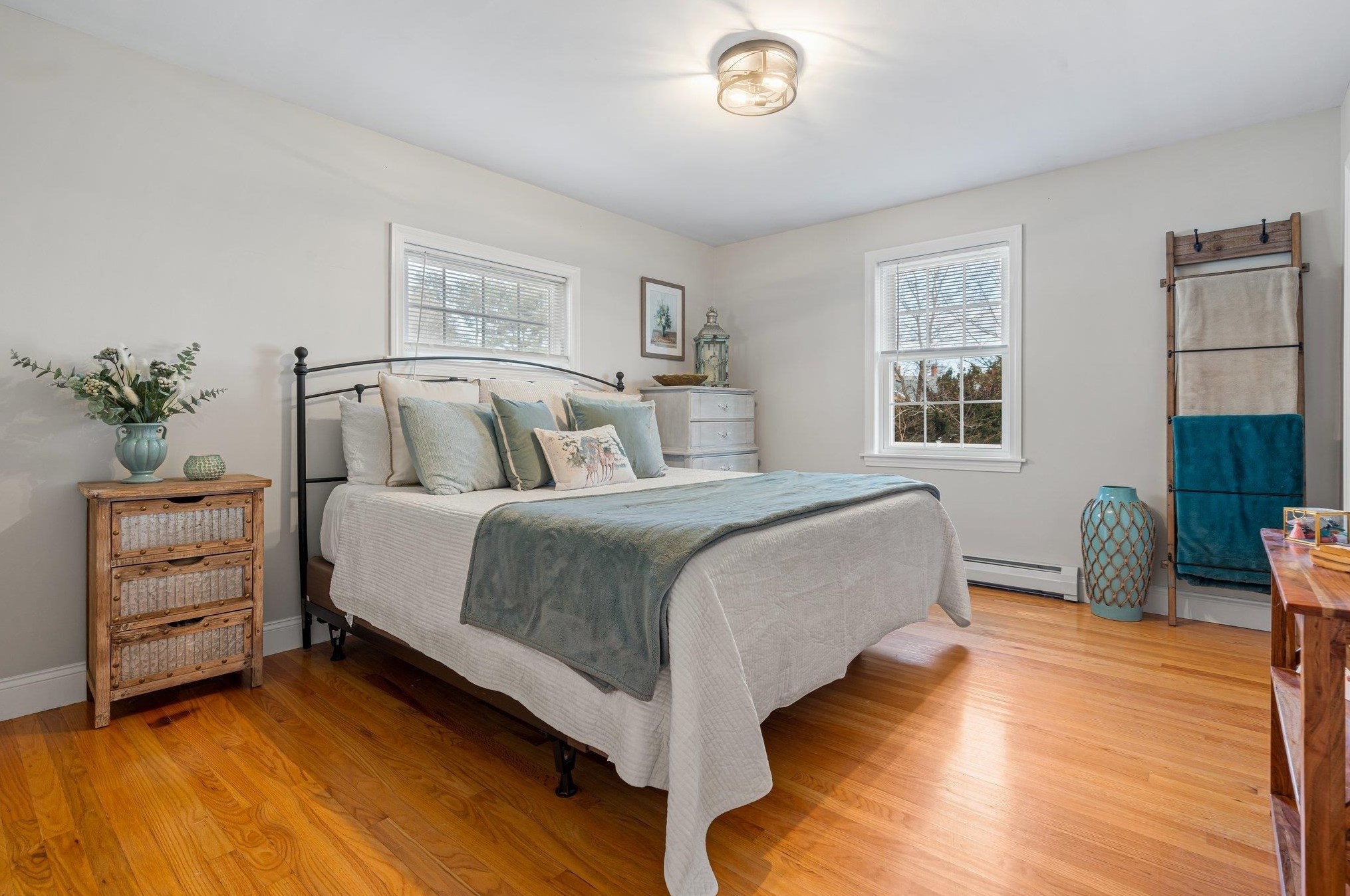 461 Varney St, Manchester NH  03102-4109 exterior