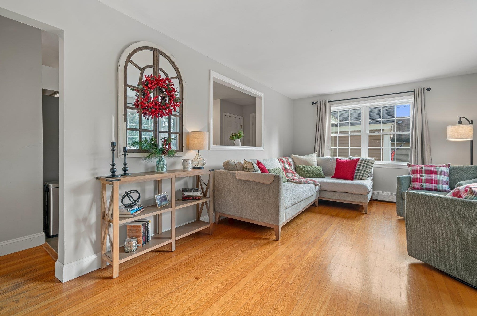 461 Varney St, Manchester NH  03102-4109 exterior