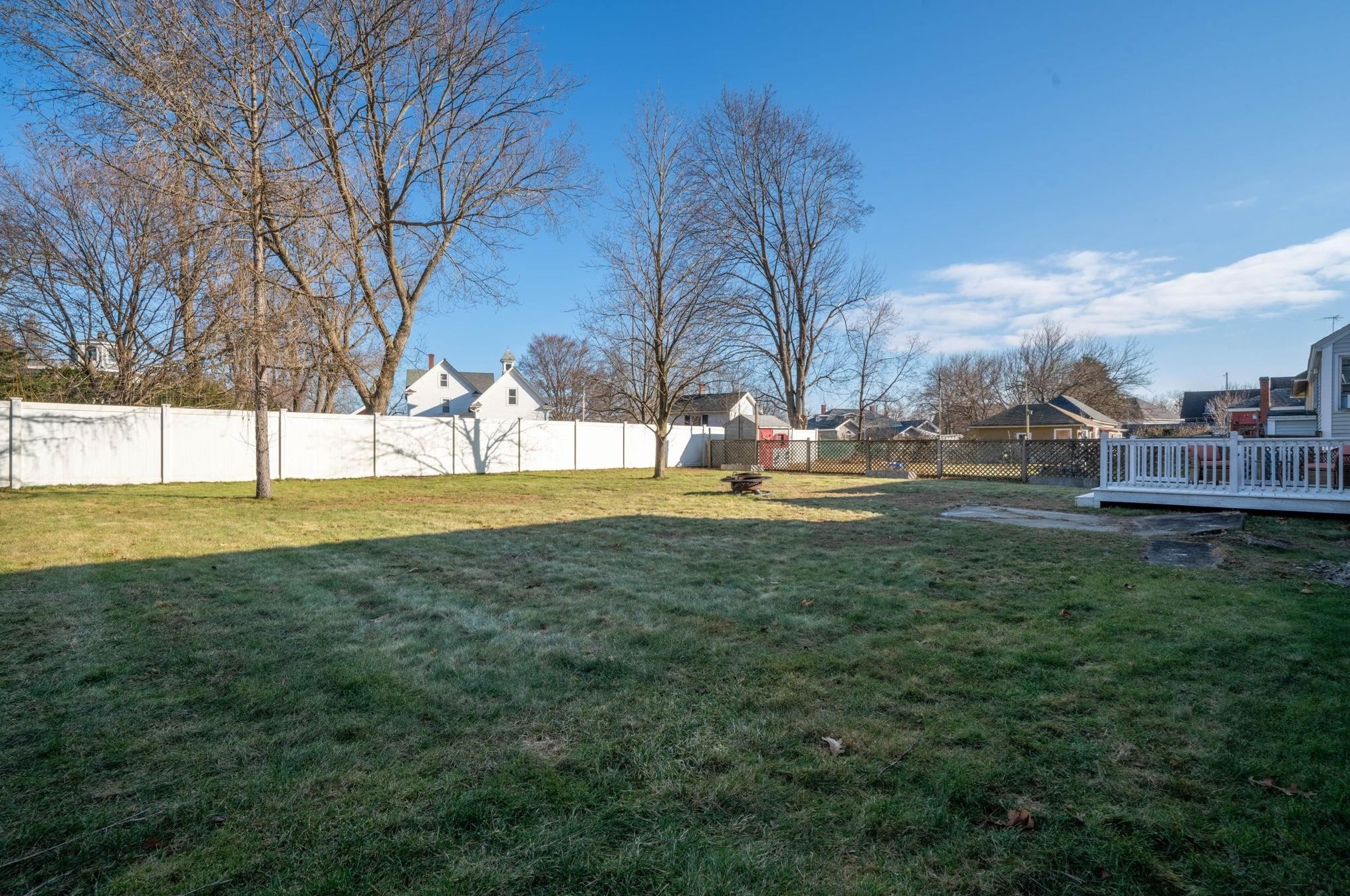 461 Varney St, Manchester NH  03102-4109 exterior