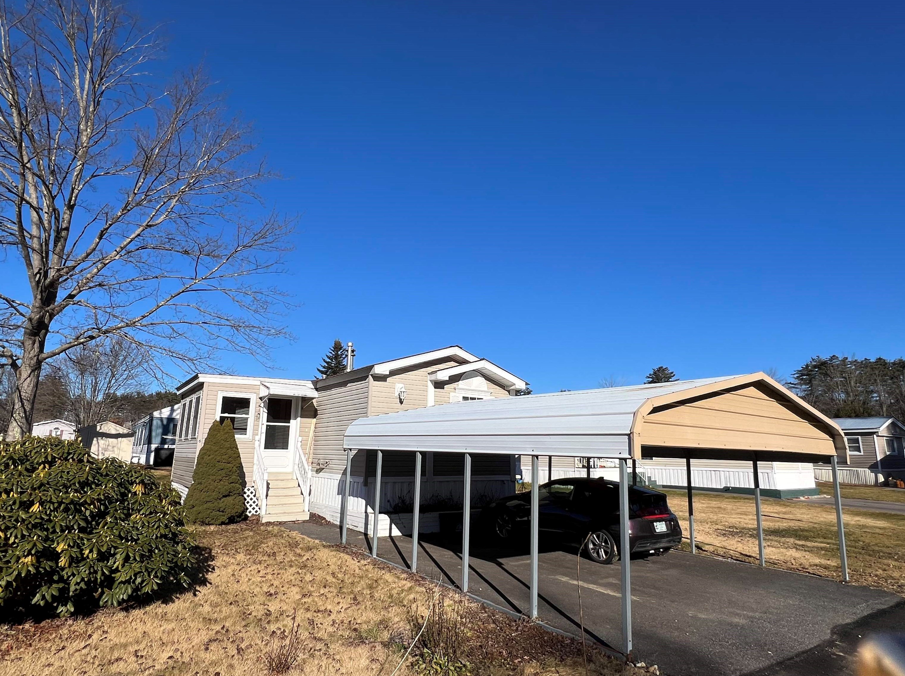 6 S Emperor Dr, Concord, NH 03303