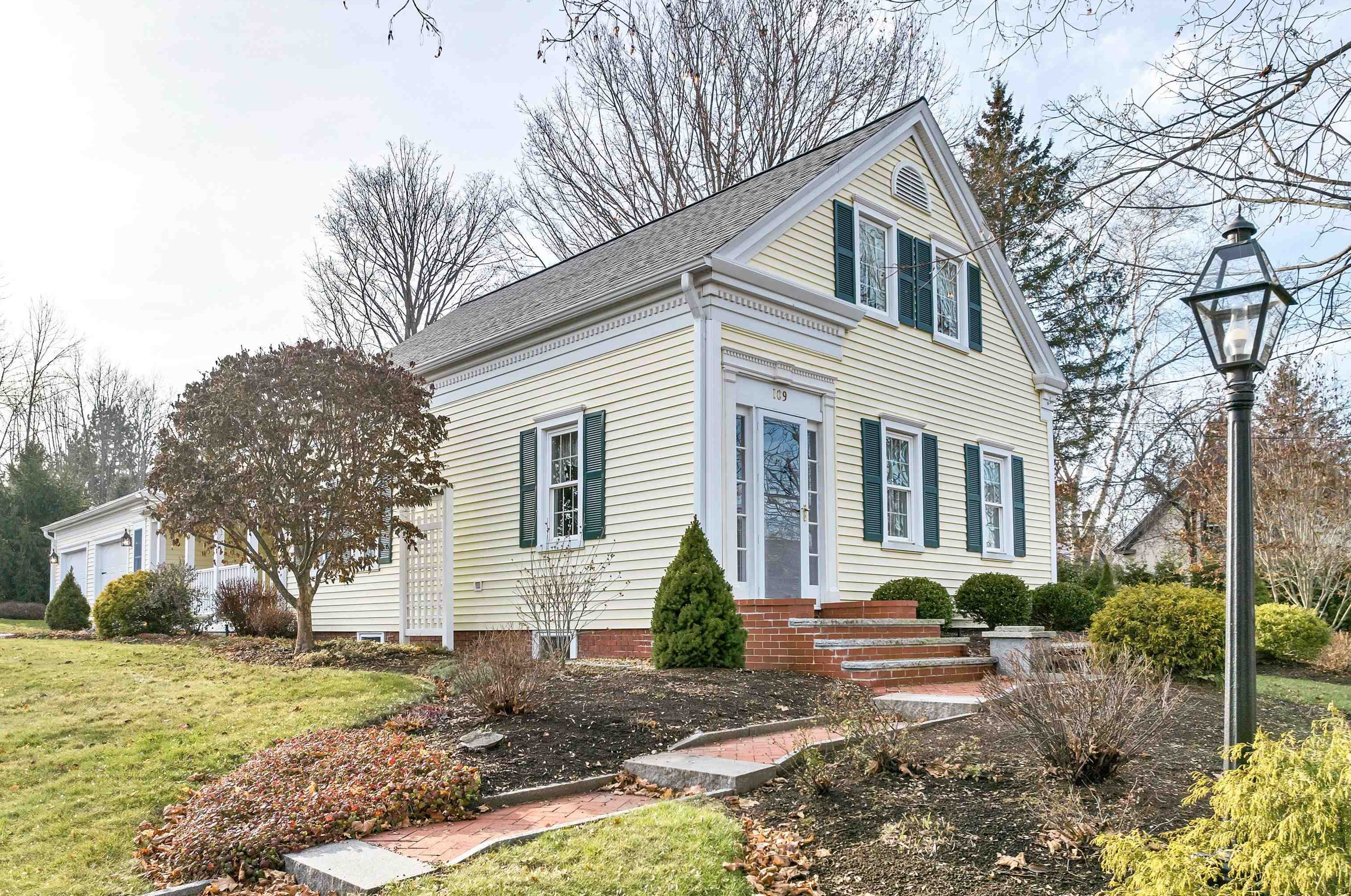 109 Court St, Dover, NH 03820