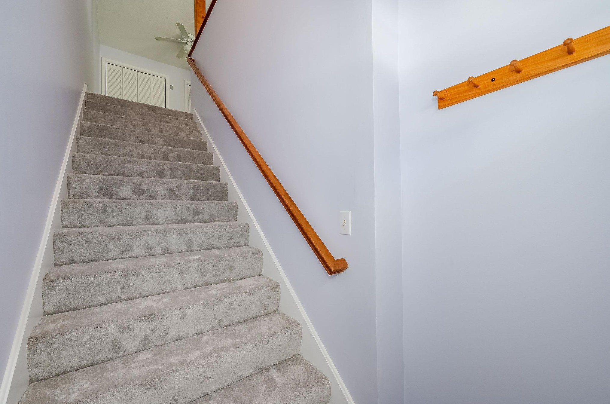 914 Springbrook Cir, Portsmouth, NH 03801