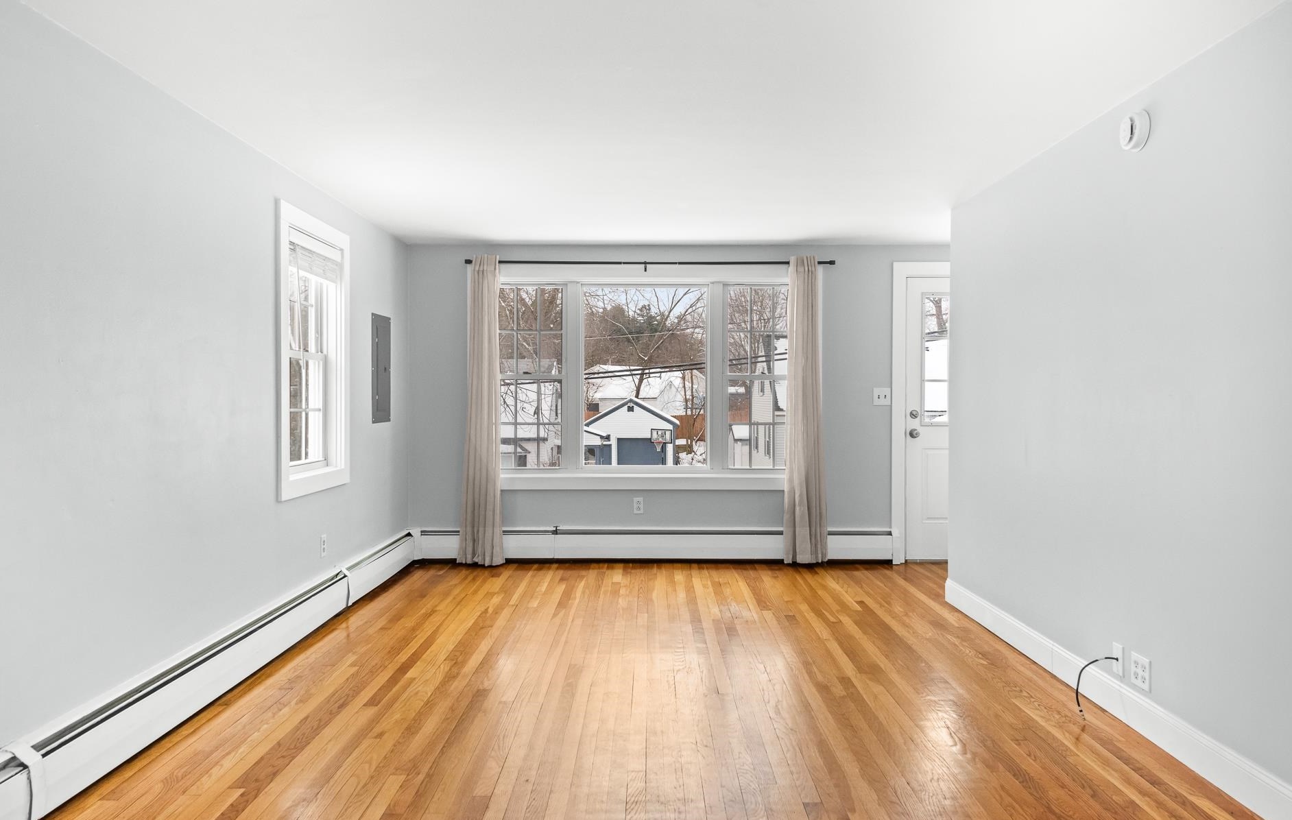 1250 Beech St, Manchester NH  03104-2122 exterior