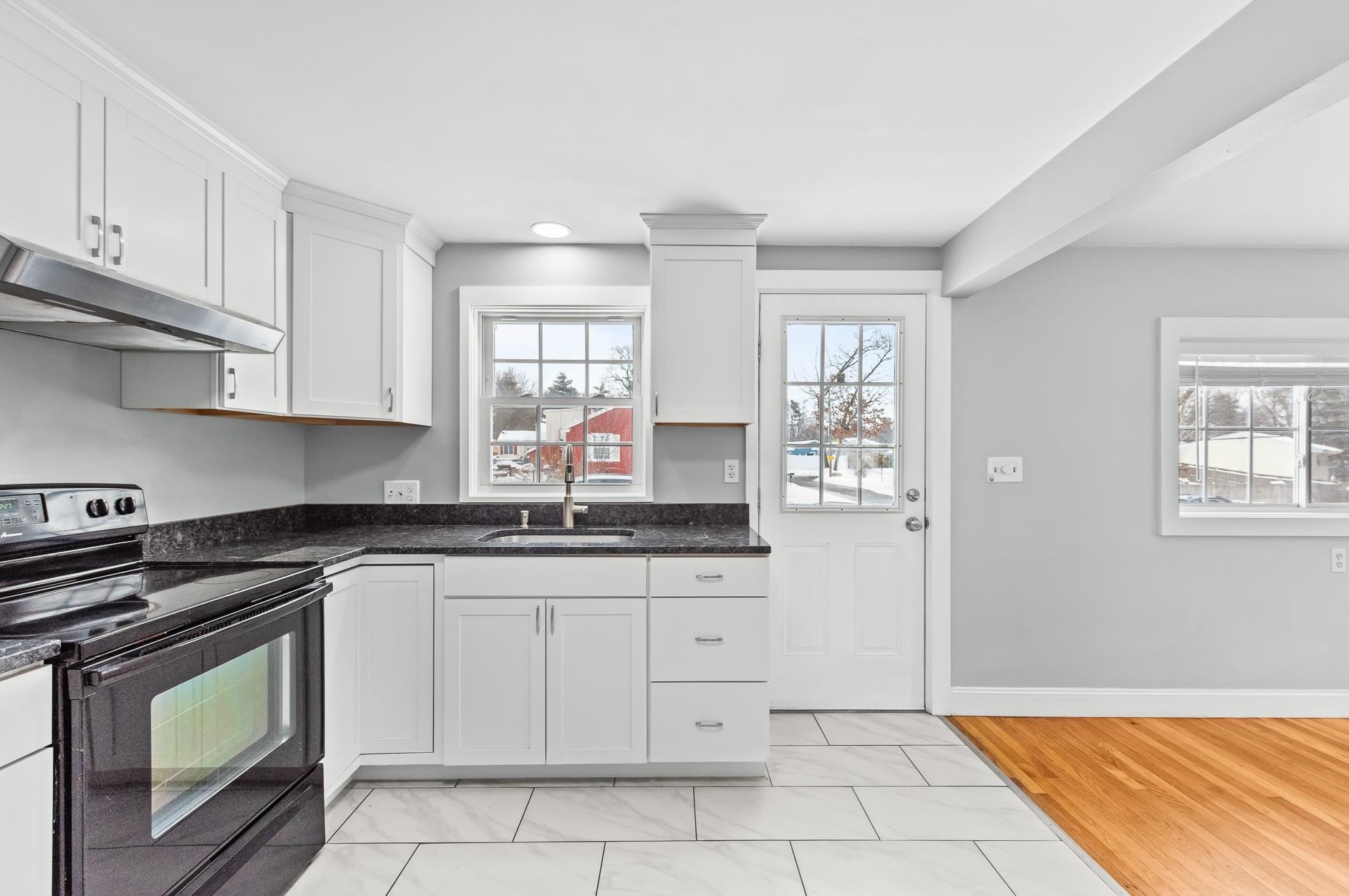 1250 Beech St, Manchester NH  03104-2122 exterior