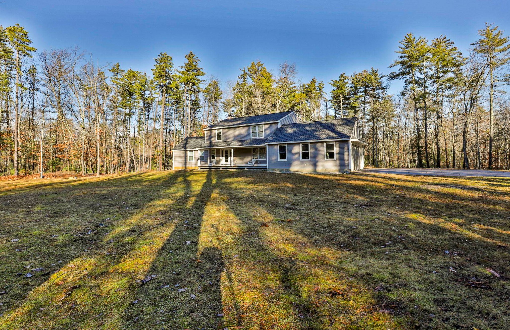 44 County Rd, Amherst, NH 03031-2628