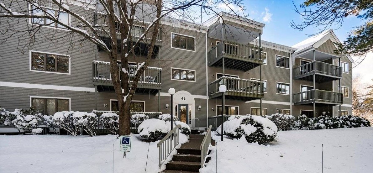 45 Dogwood Dr #304, Nashua, NH 03062