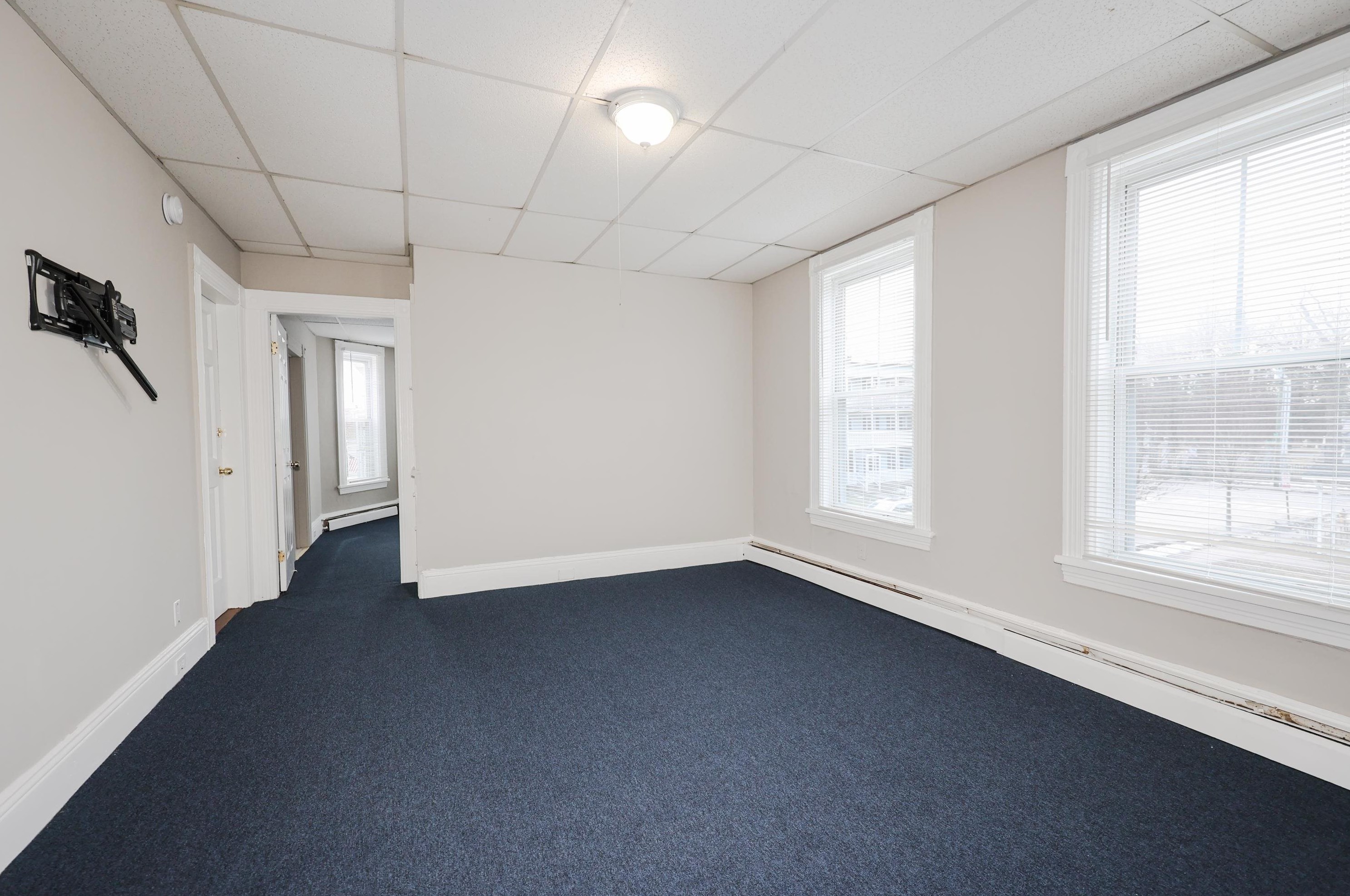 174 Grn St, Manchester NH 03106-2611 exterior