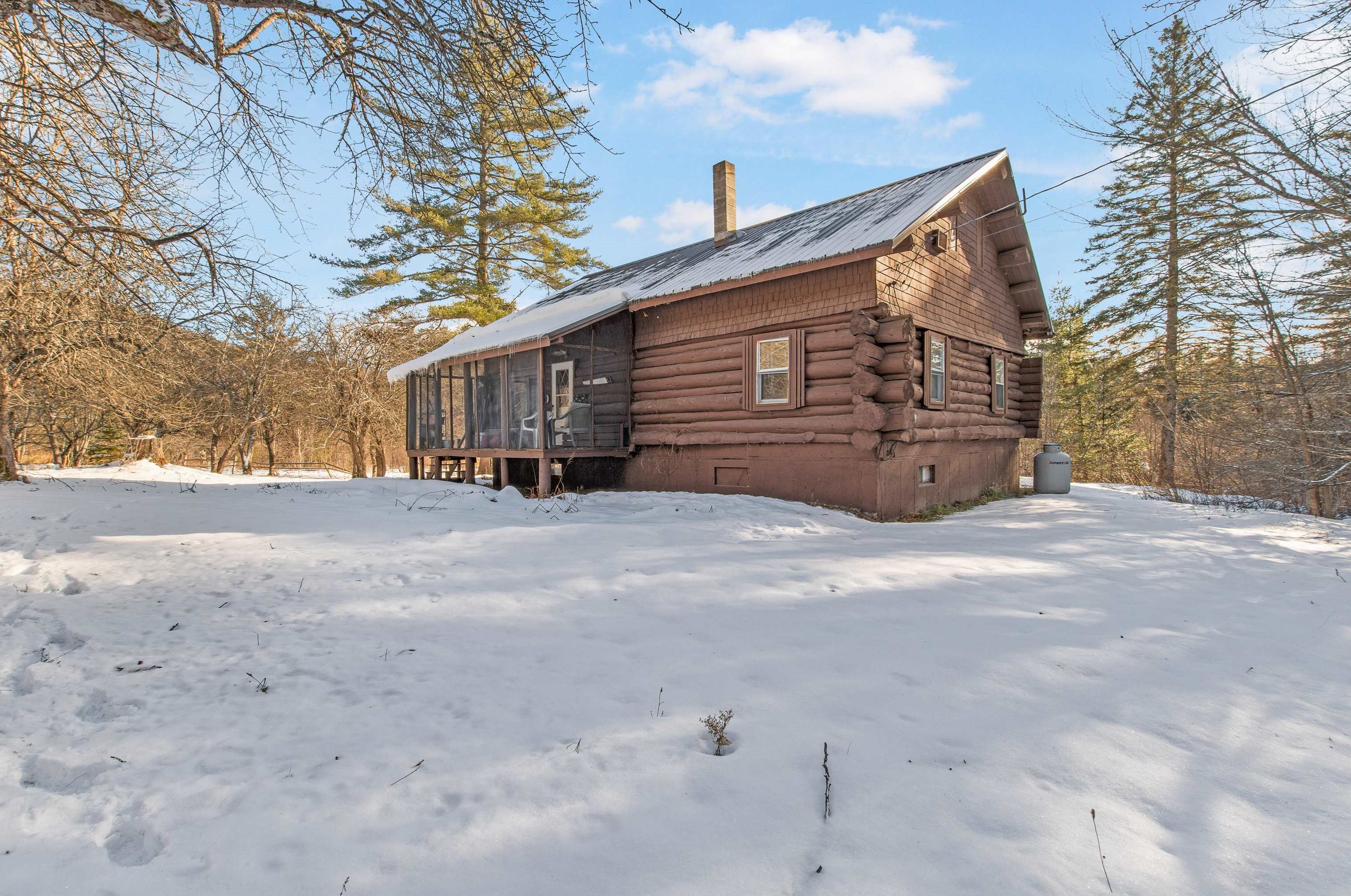 20 Martin Meadow Pond Rd, Lancaster, NH 03584