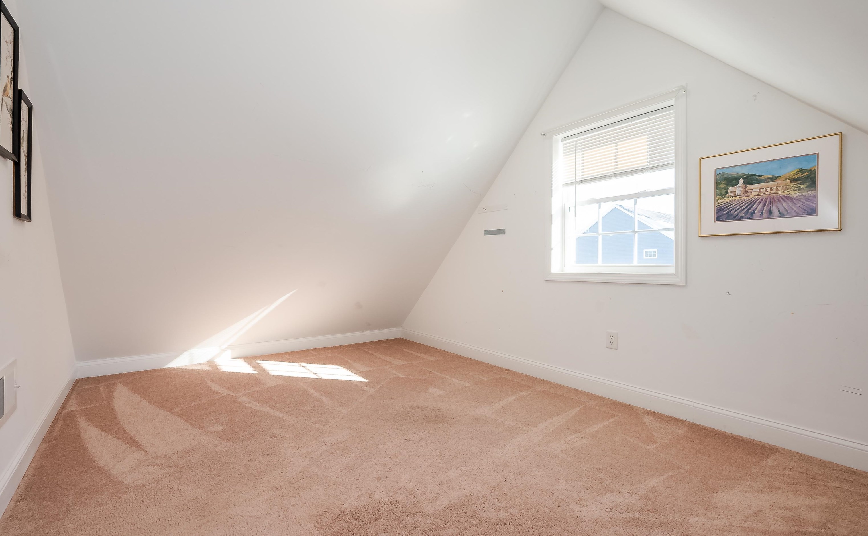 46 Constitution Way, Rochester NH  03867-5252 exterior