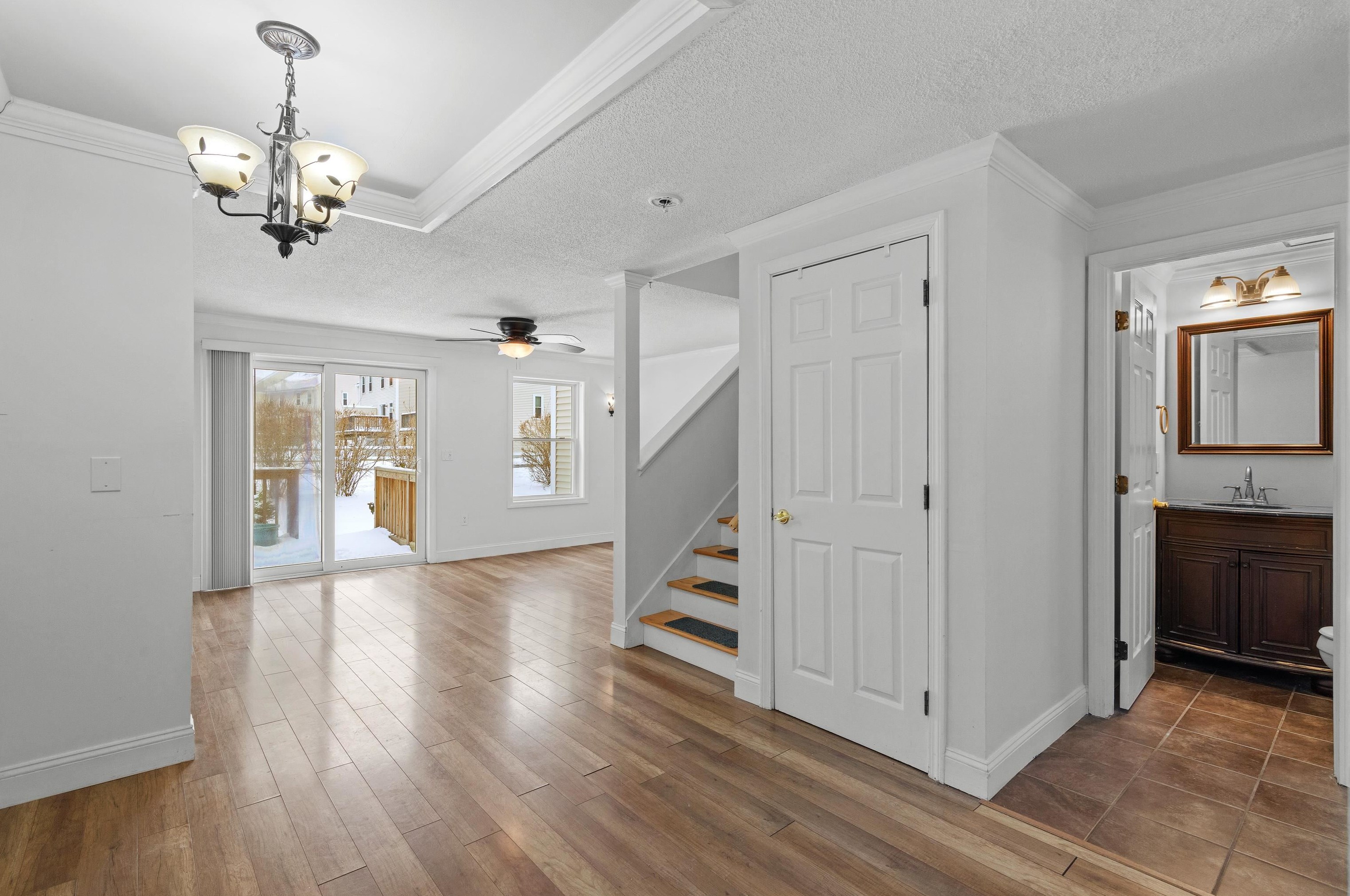 11 Modena Dr, Concord, NH 03303