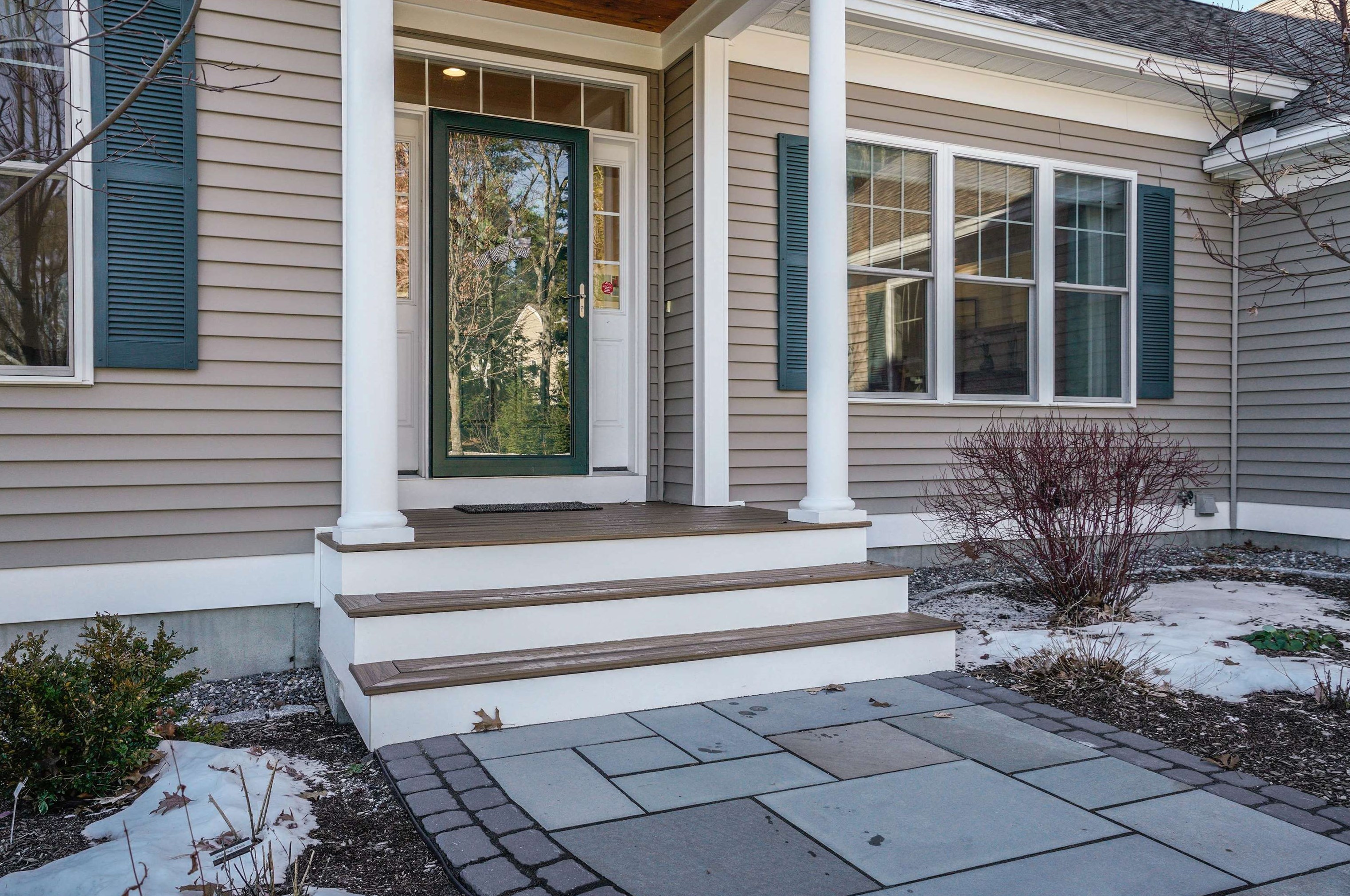 21 Trailside Dr, Amherst, NH 03031