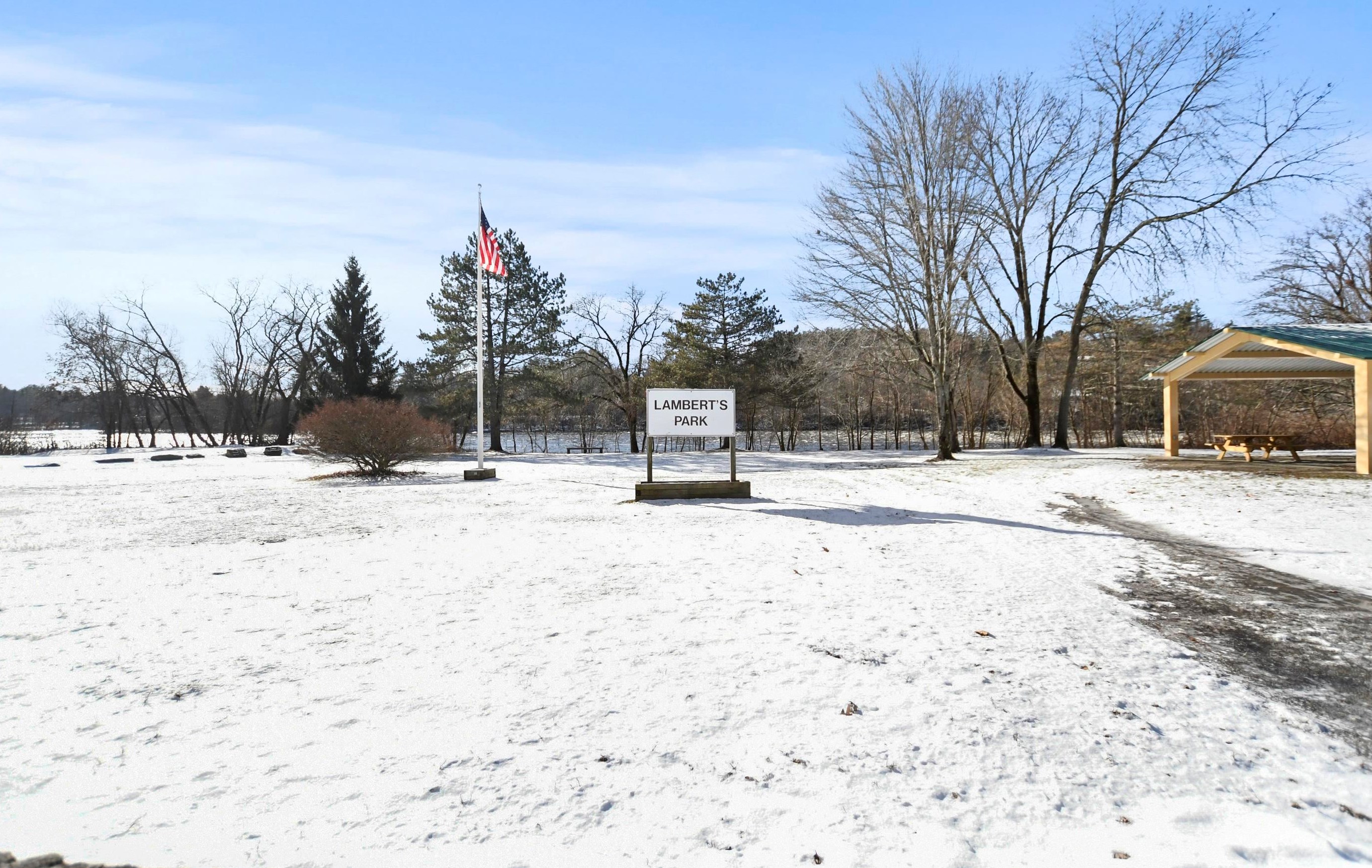 30 Dundee Ave, Manchester NH  03106-1426 exterior