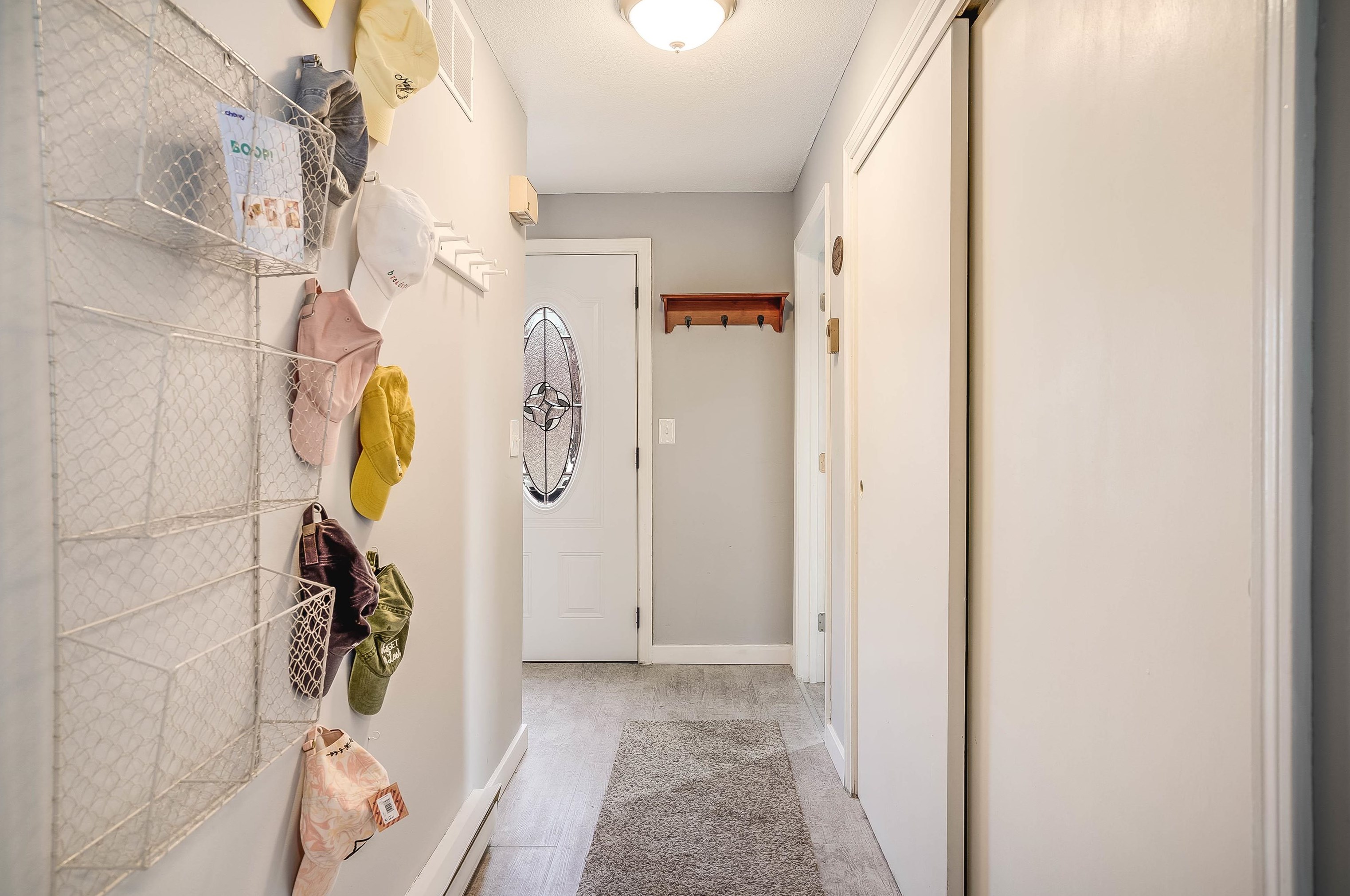 7 Concord Hill Rd, Pittsfield NH  03263-3705 exterior