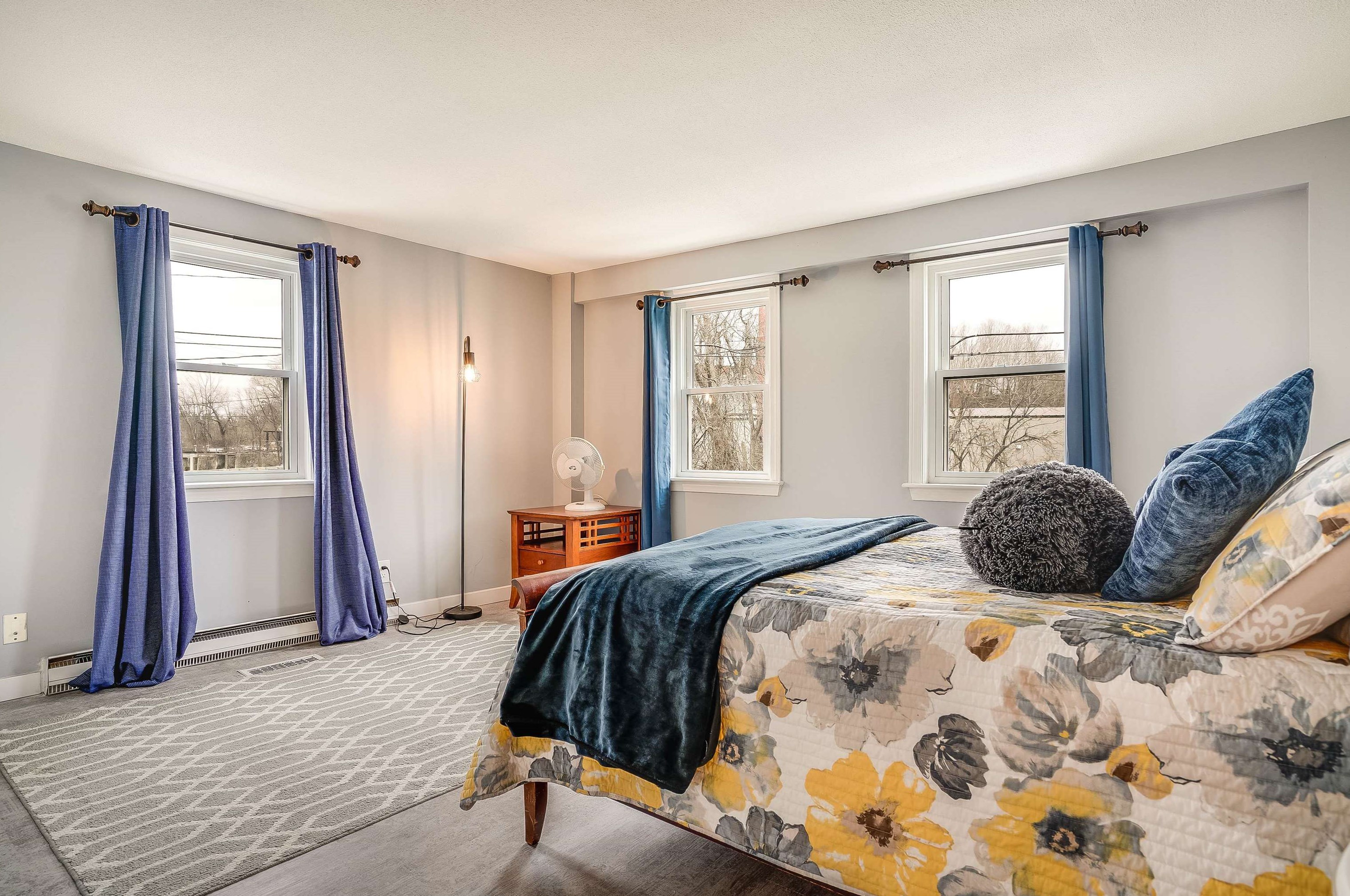 7 Concord Hill Rd, Pittsfield NH  03263-3705 exterior