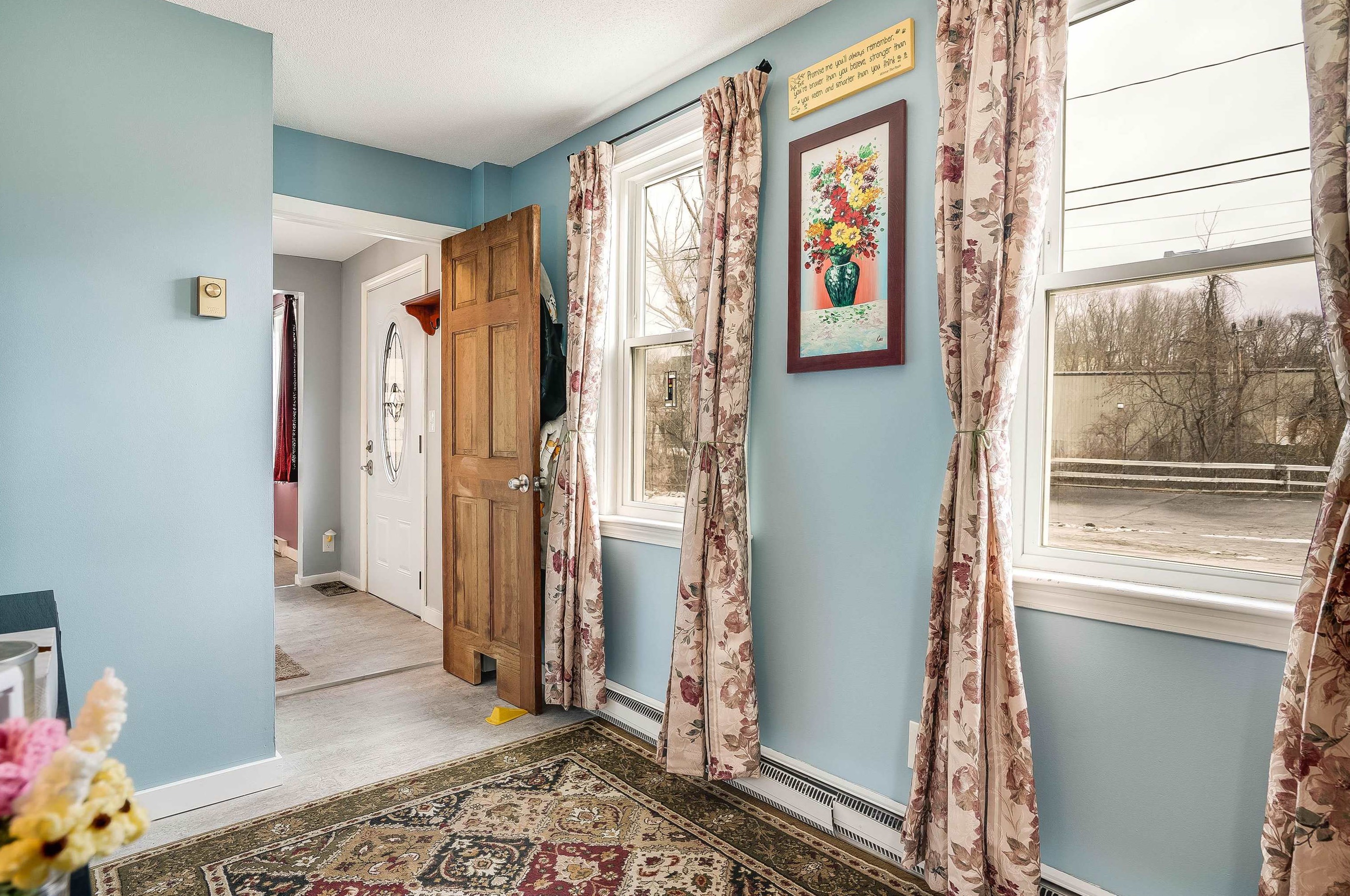 7 Concord Hill Rd, Pittsfield, NH 03263
