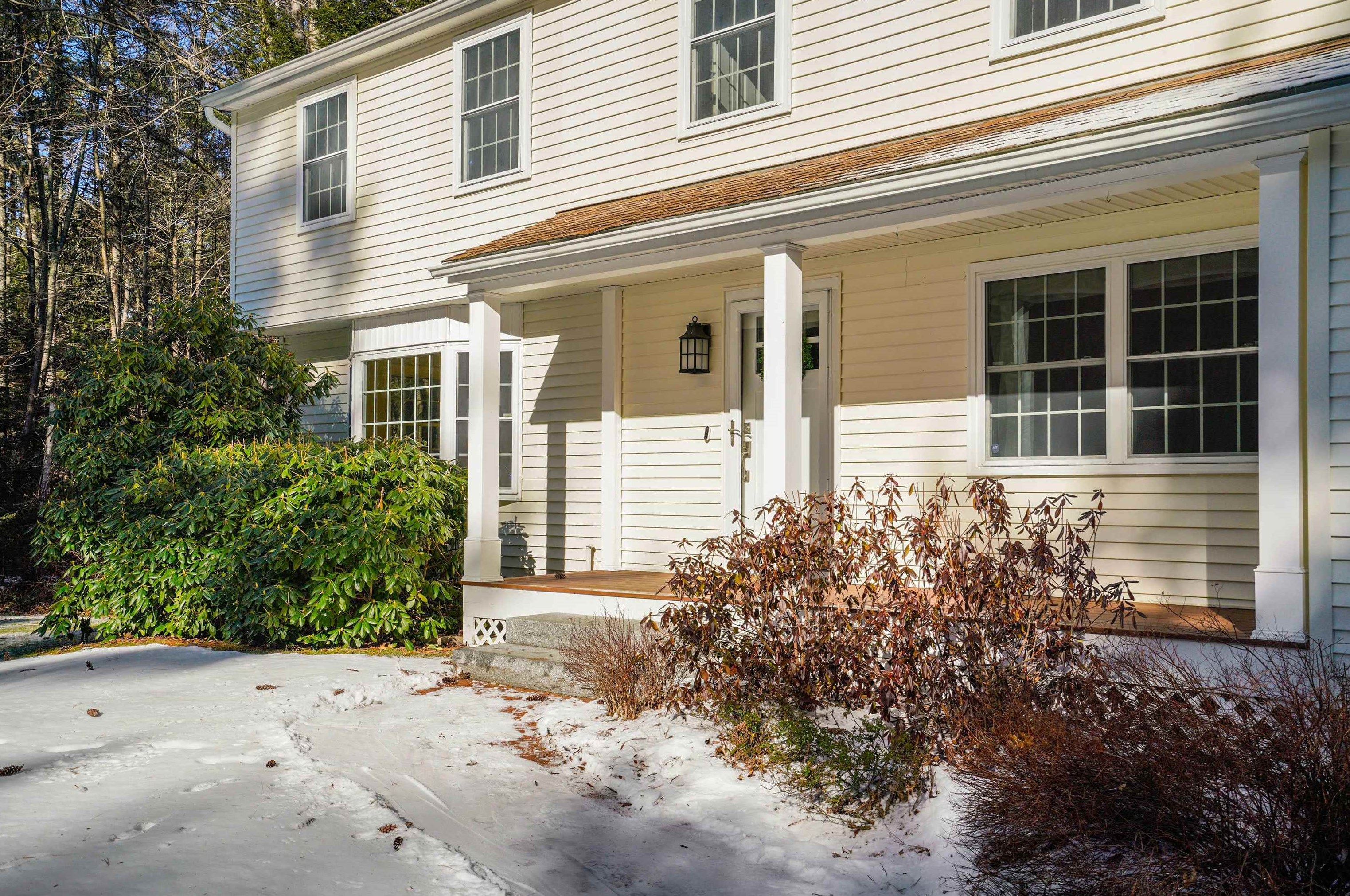 11 Fernwood Ln, Amherst, NH 03031