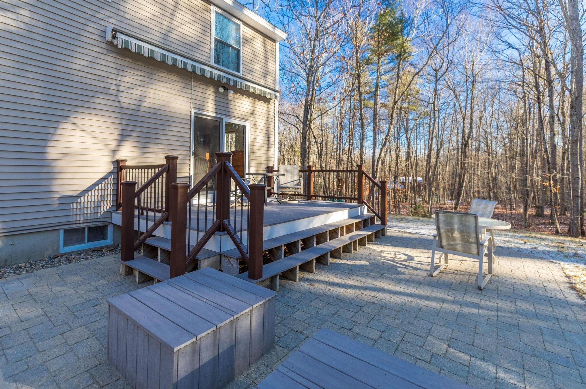 5 Canton Ct, Nottingham NH  03290 exterior