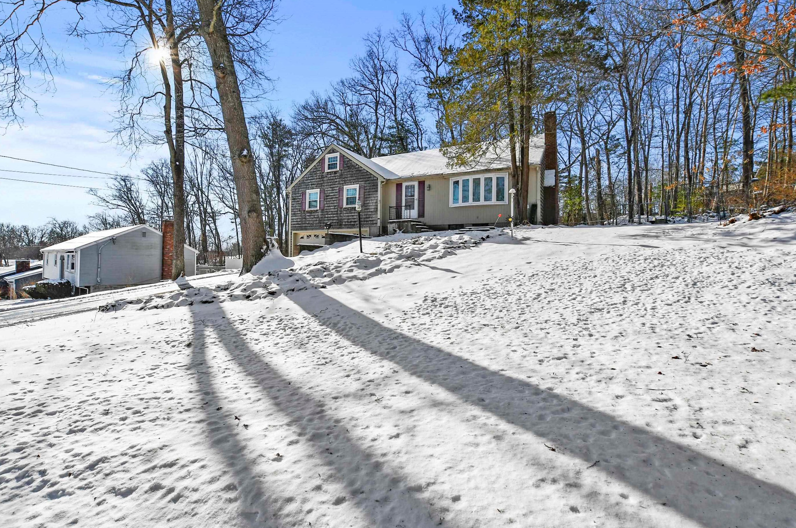 17 Bailey Rd, Salem, NH 03079