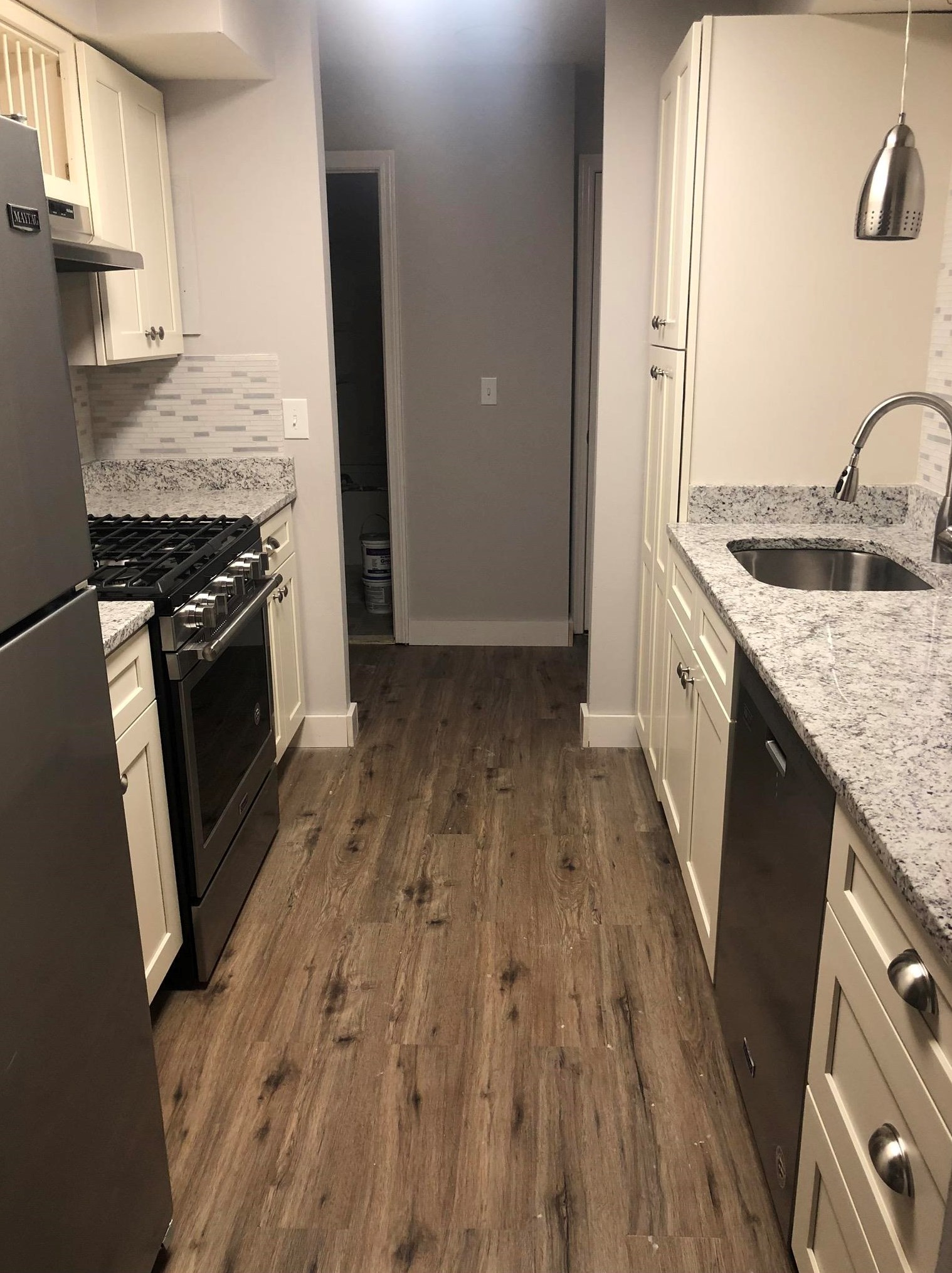 210 Brook Village Rd #12, Nashua, NH 03062